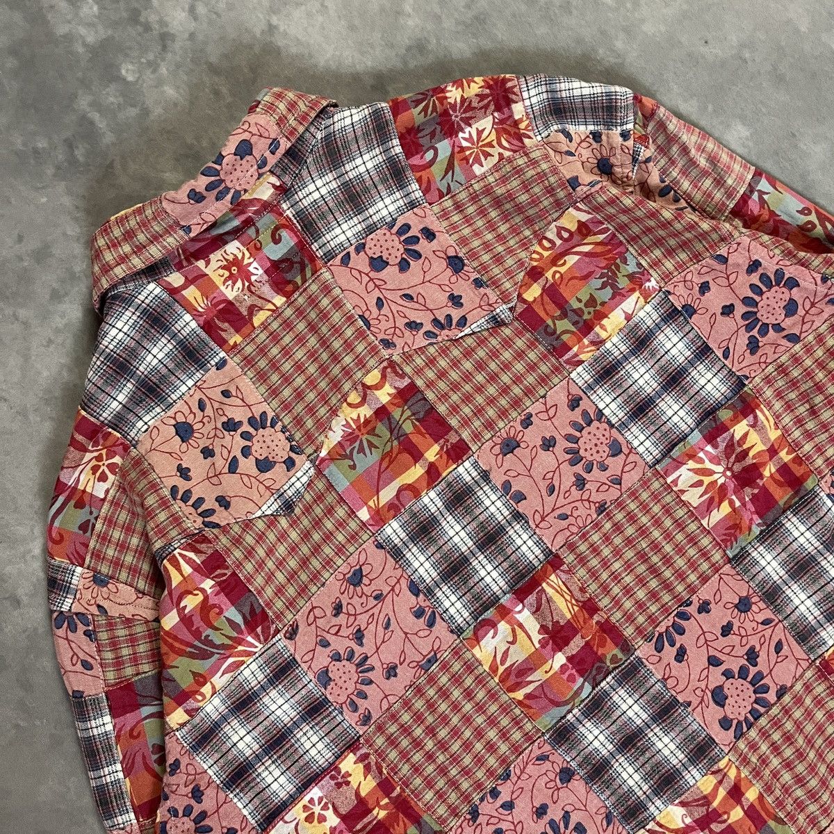 Japanese Brand Crazy Patchwork Flannel Shirt Plaid Floral Mix Quilt Style Size US M / EU 48-50 / 2 - 9 Thumbnail
