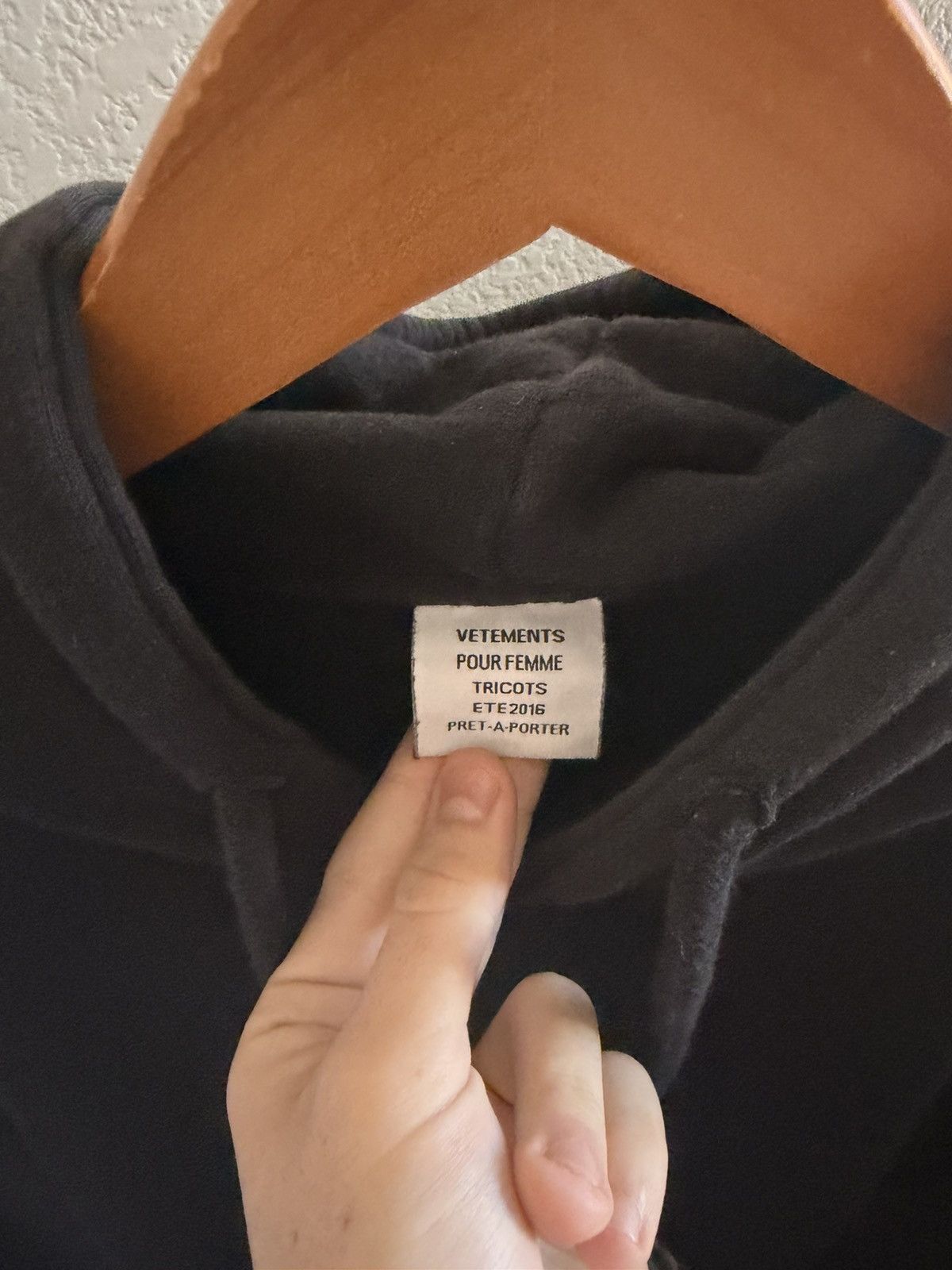 Vetements Vetements SS16 Titanic Coming Soon Hoodie Size US S / EU 44-46 / 1 - 3 Thumbnail