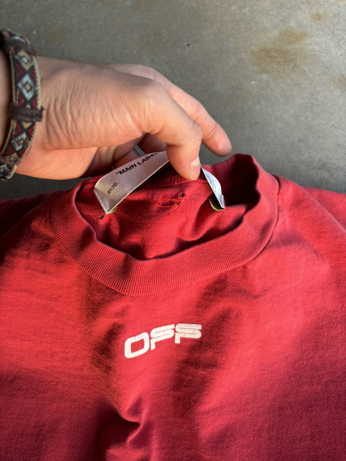 Off-White Crazy 2013 Cabin Baggage Authentic Boxy Faded Red Hype Tee Size US L / EU 52-54 / 3 - 7 Thumbnail