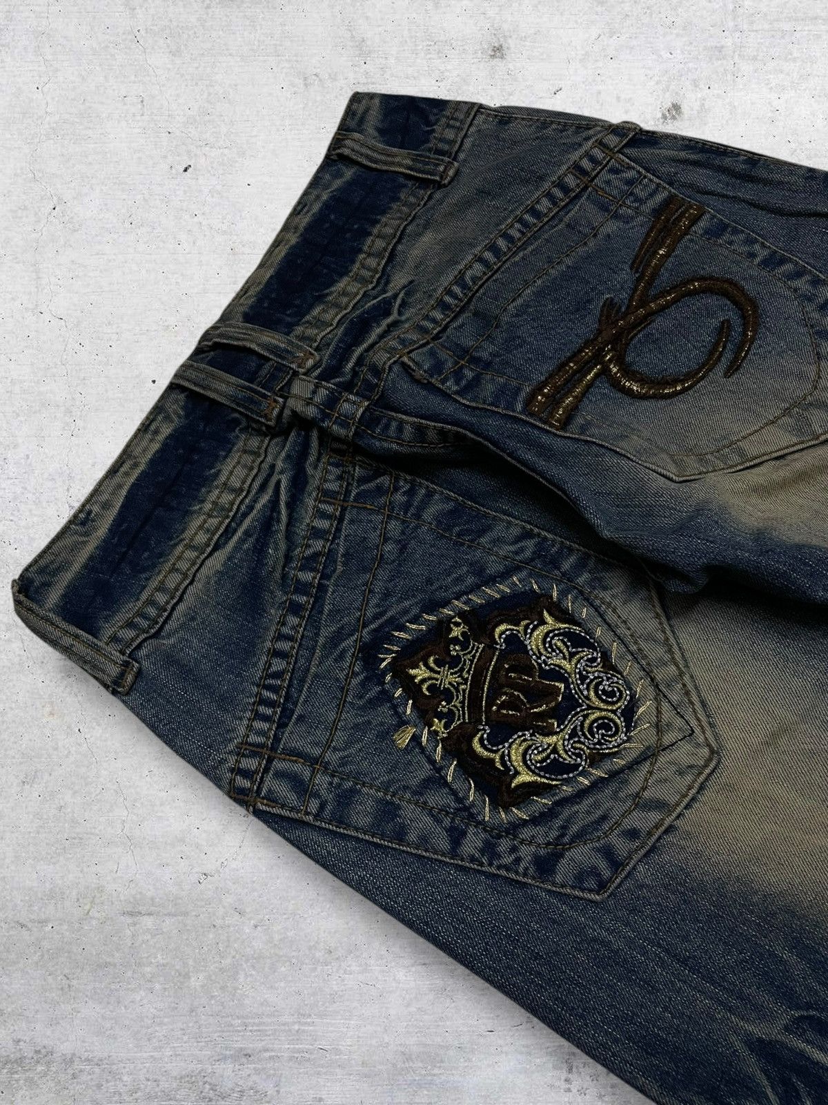 Hysteric Glamour VINTAGE RED PEPPERS JAPAN DESIGNER MUDWASH DISTRESSED DENIM Size US 27 - 15 Thumbnail