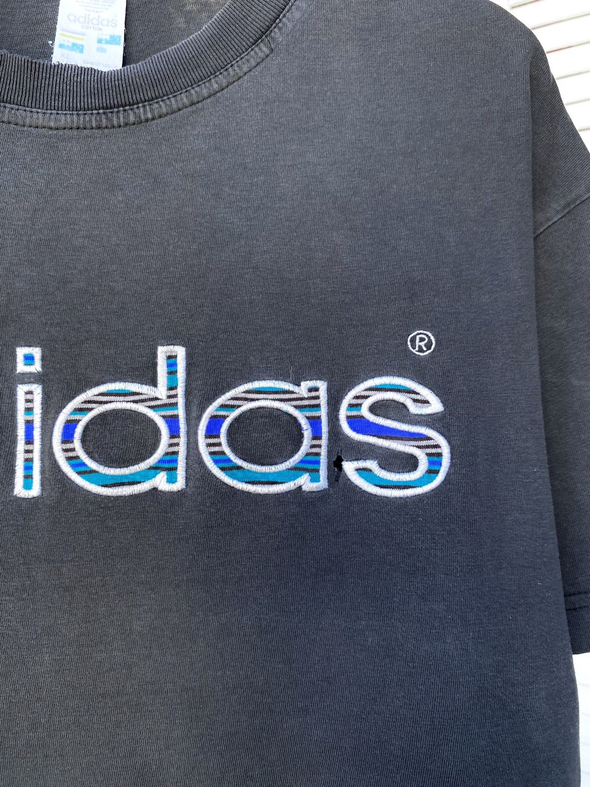 Adidas × Vintage Vintage Adidas Retro Big Knit Logo Distressed Tee Shirt Size US XL / EU 56 / 4 - 8 Thumbnail
