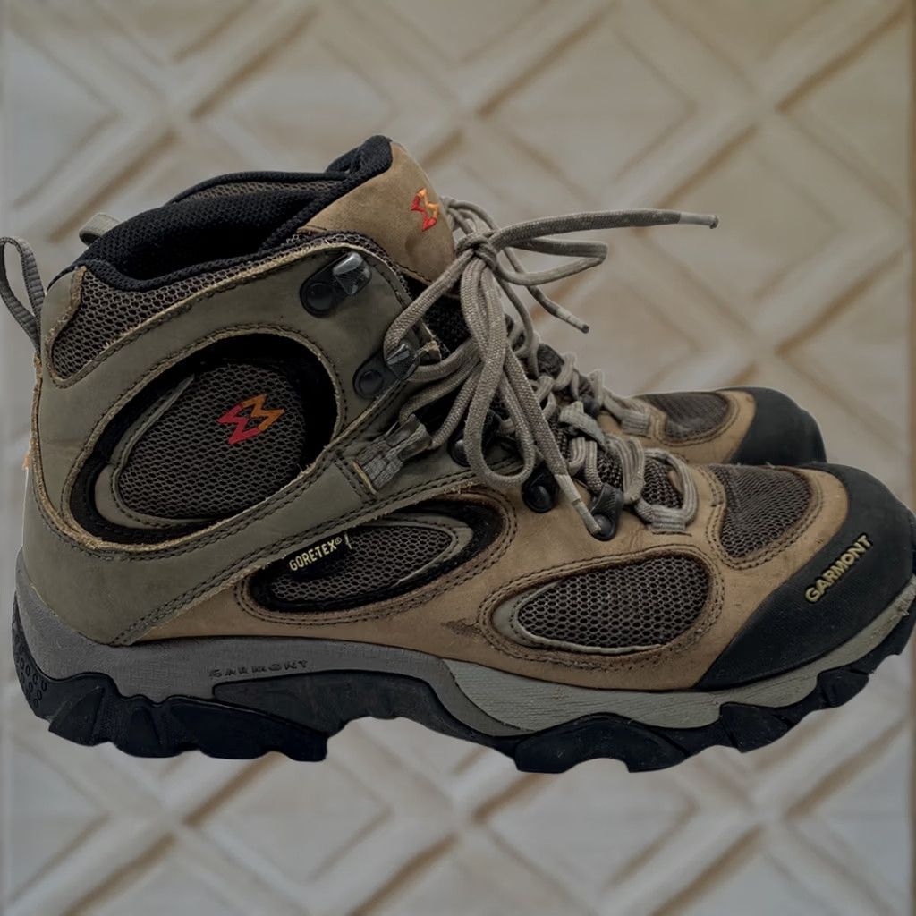Vibram VINTAGE Garmont Men's US 8.5 Brown Zenith Mid GTX Gore-Tex Vibram Sole Hiking Boots Size US 8 / EU 41 - 1 Thumbnail