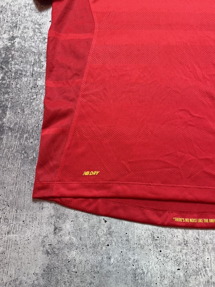 New Balance Liverpool Jersey 2016/2017 Home Football Soccer New Balance Size US M / EU 48-50 / 2 - 3 Thumbnail