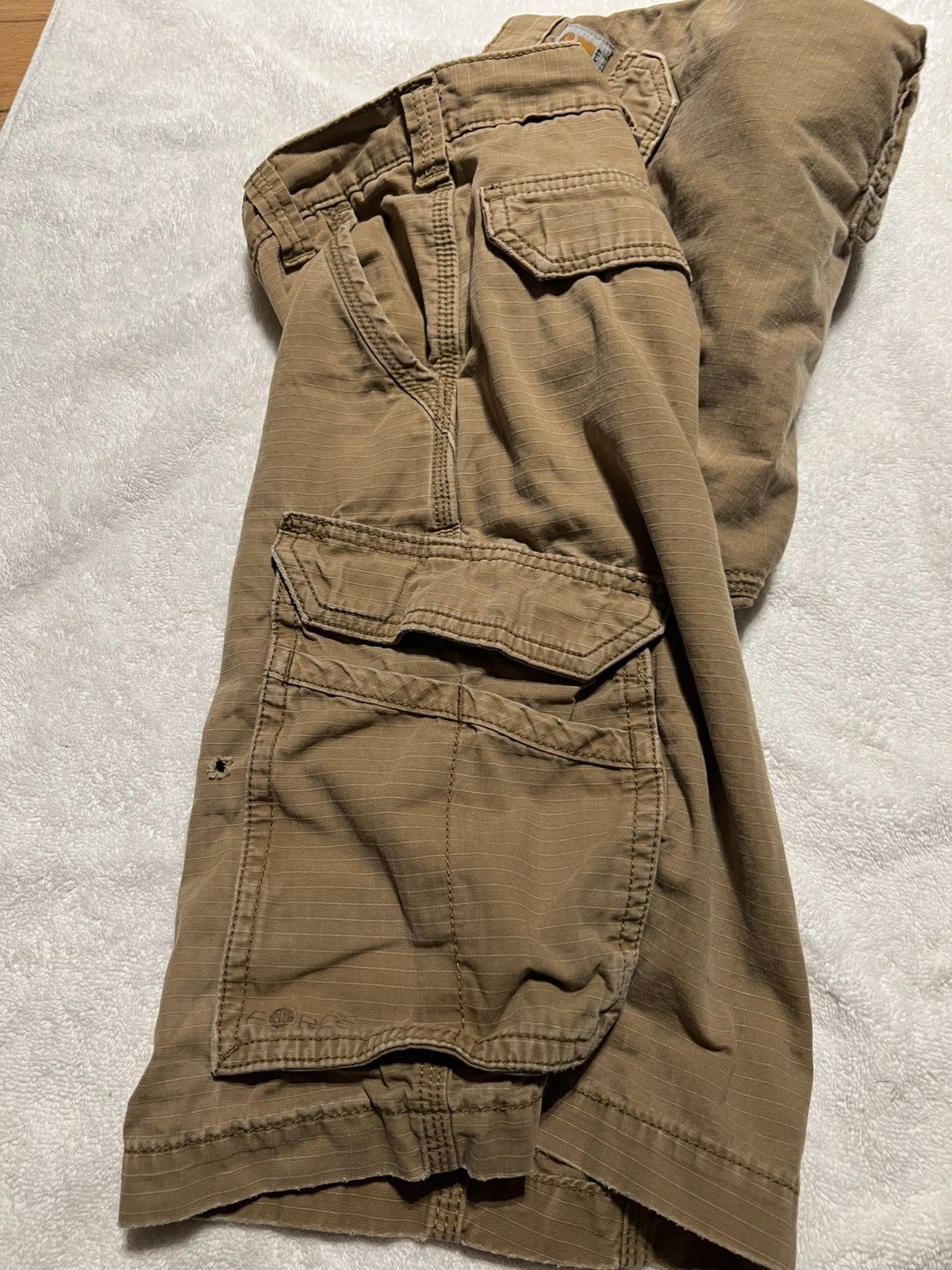 Carhartt Vintage Carhartt Men’s Cargo Shorts Size US 33 - 3 Thumbnail