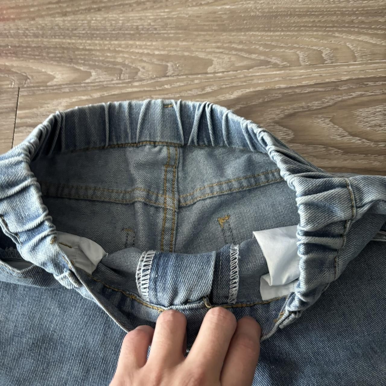 Vintage Crazy Vintage Y2K/2000s Light Wash Streetwear Cargo Denim Jeans! 27x28 Size US 27 - 8 Thumbnail