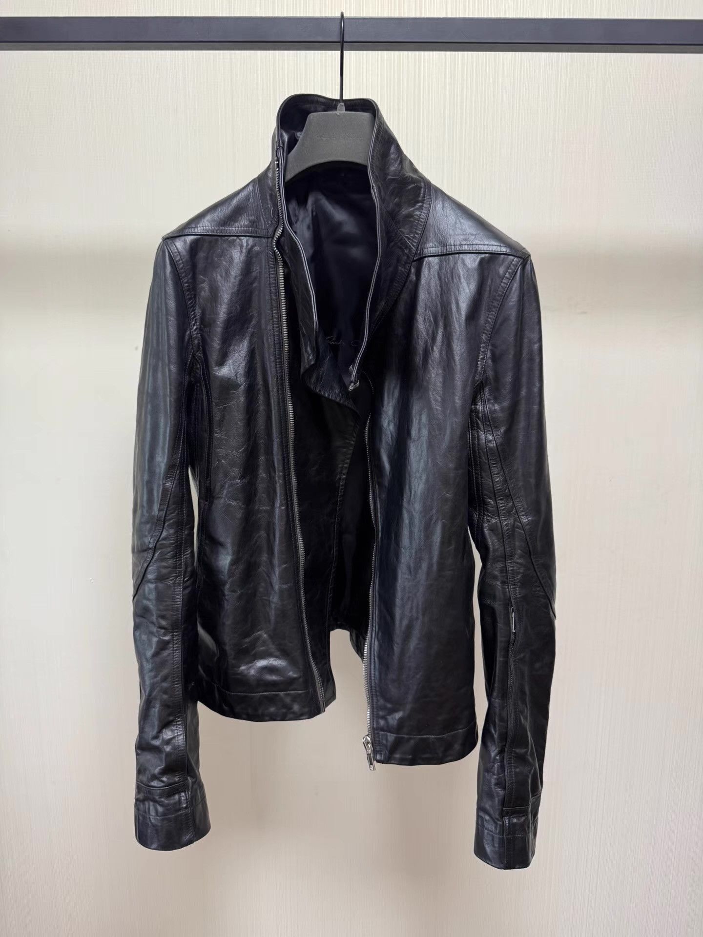 Rick Owens Black Leather Jacket with Asymmetric Zip Size US M / EU 48-50 / 2 - 1 Thumbnail