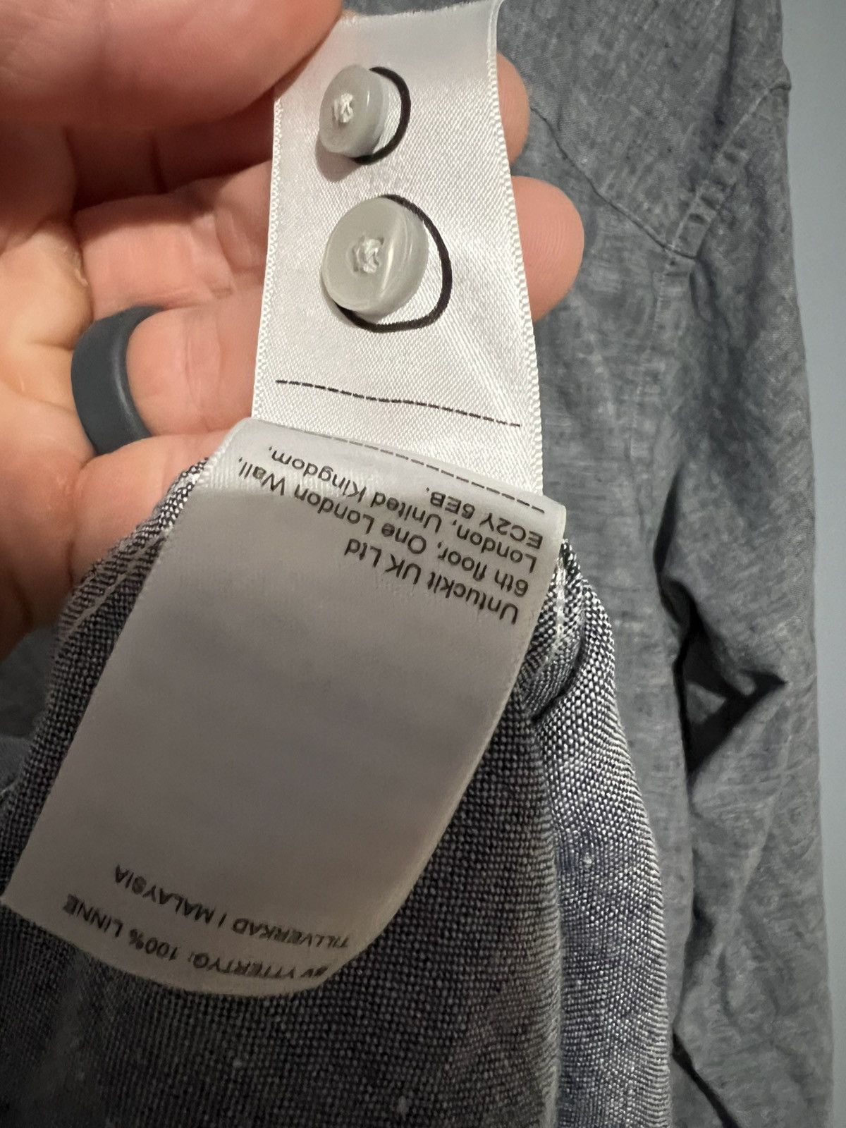 UNTUCKit UNTUCKit Shirt Men’s L Charcoal Grey Strausse WR 100% Linen Size US L / EU 52-54 / 3 - 7 Thumbnail