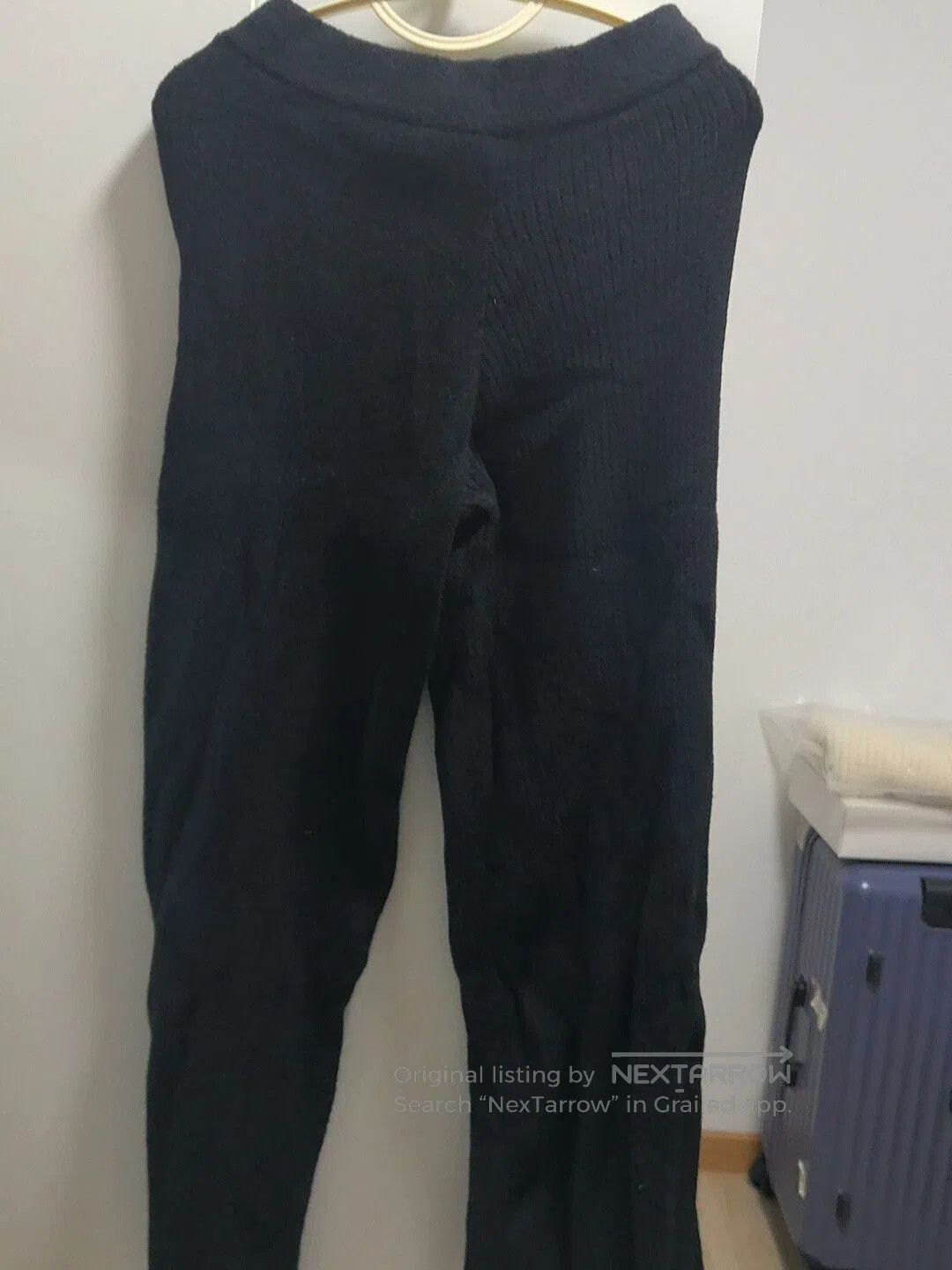 Alo Yoga Alo Yoga Snuggle Up Sweater Pants. Size 24" / US 00 / IT 34 - 5 Thumbnail