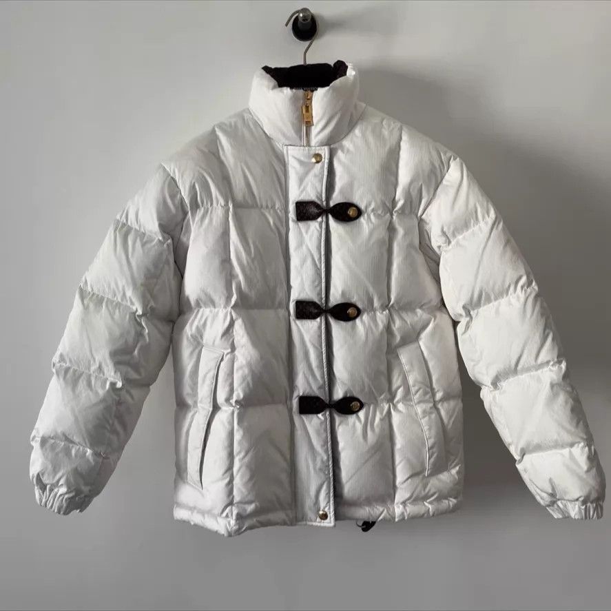 Louis Vuitton Louis Vuitton Women's 36 down jacket Size XS / US 0-2 / IT 36-38 - 1 Thumbnail
