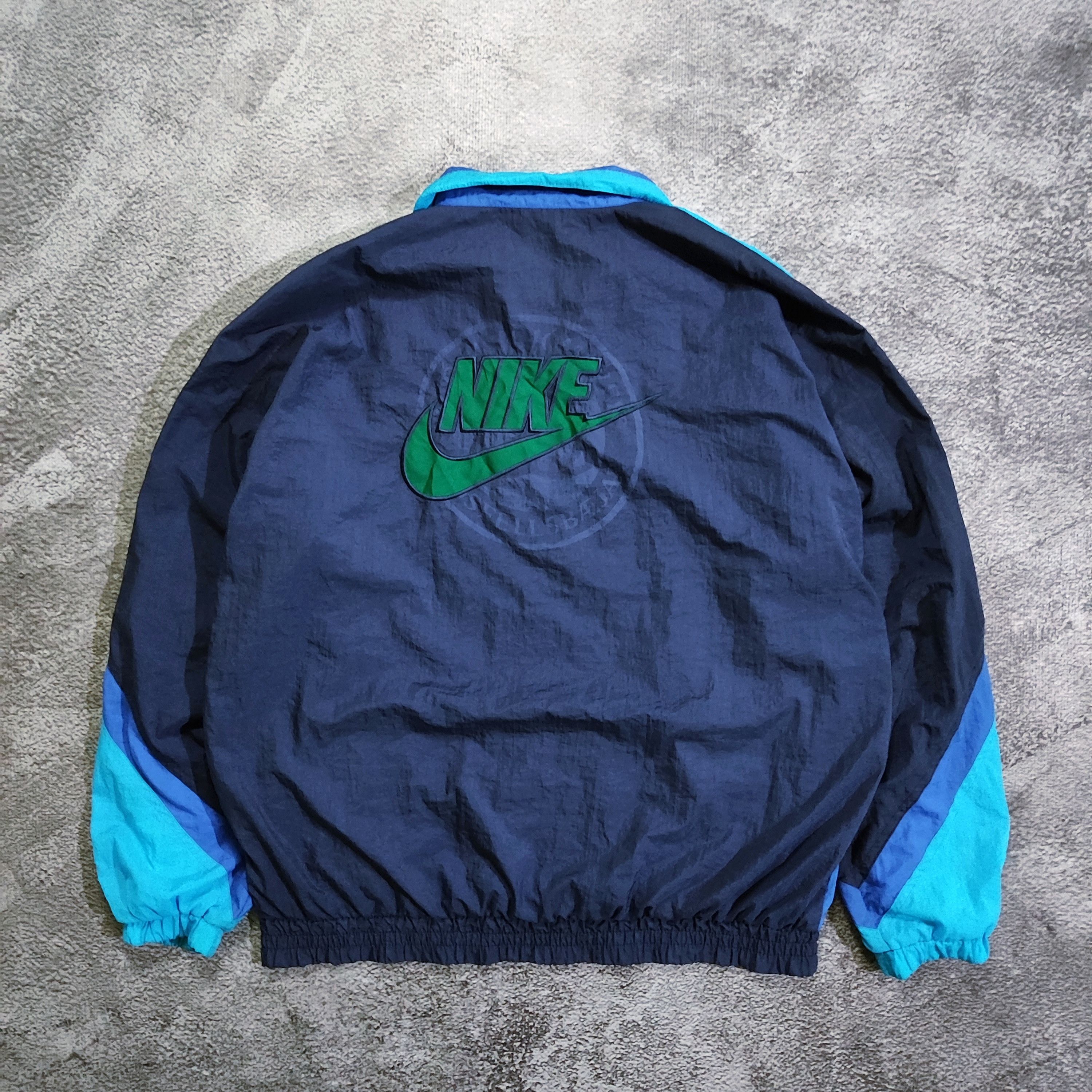 Nike Vintage Nike 80s 90s WindbreakerJacket Size US XL / EU 56 / 4 - 2 Thumbnail