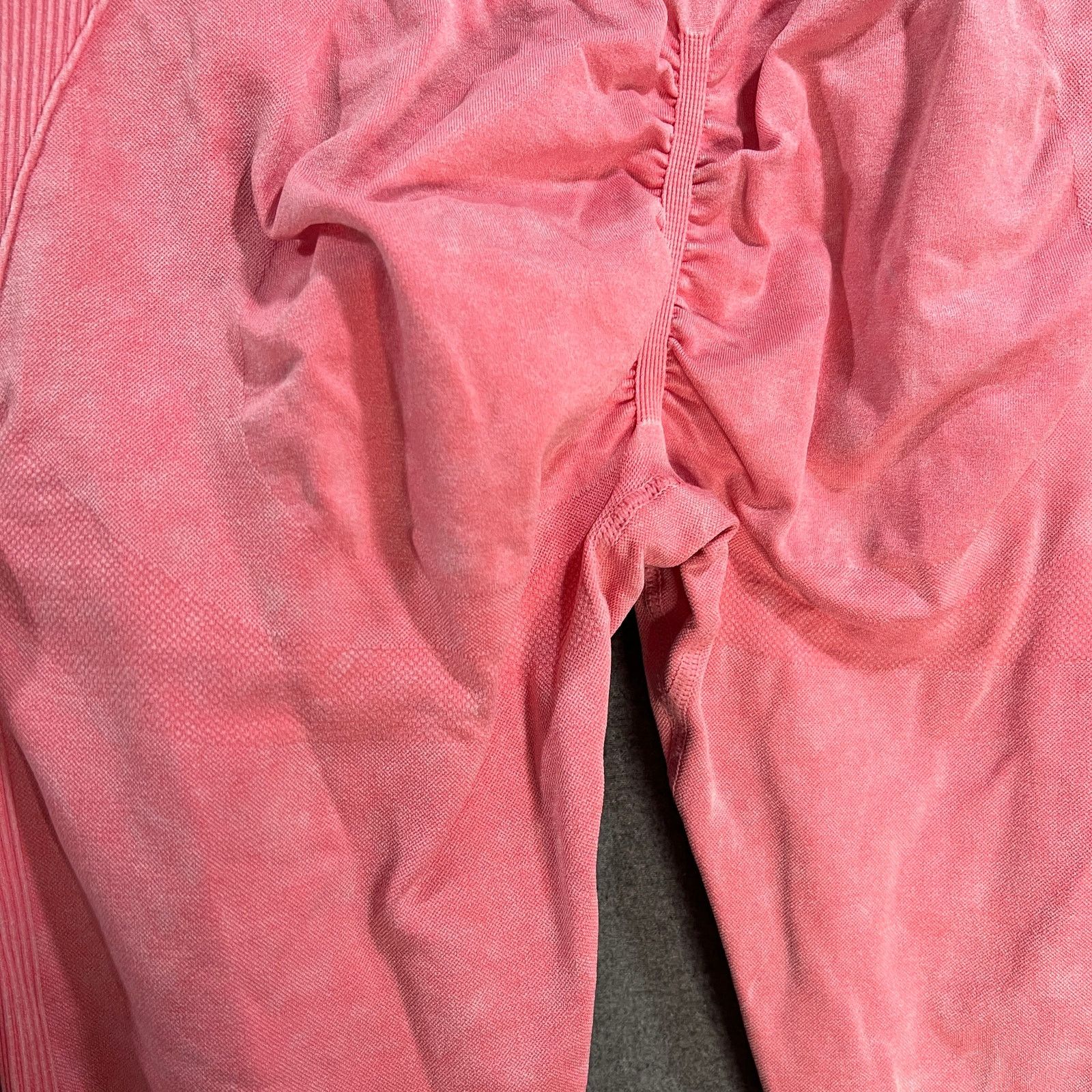 Other Workout 2 PC Crop Top Long Sleeve and Bottom Pink Size L Size L / US 10 / IT 46 - 11 Thumbnail
