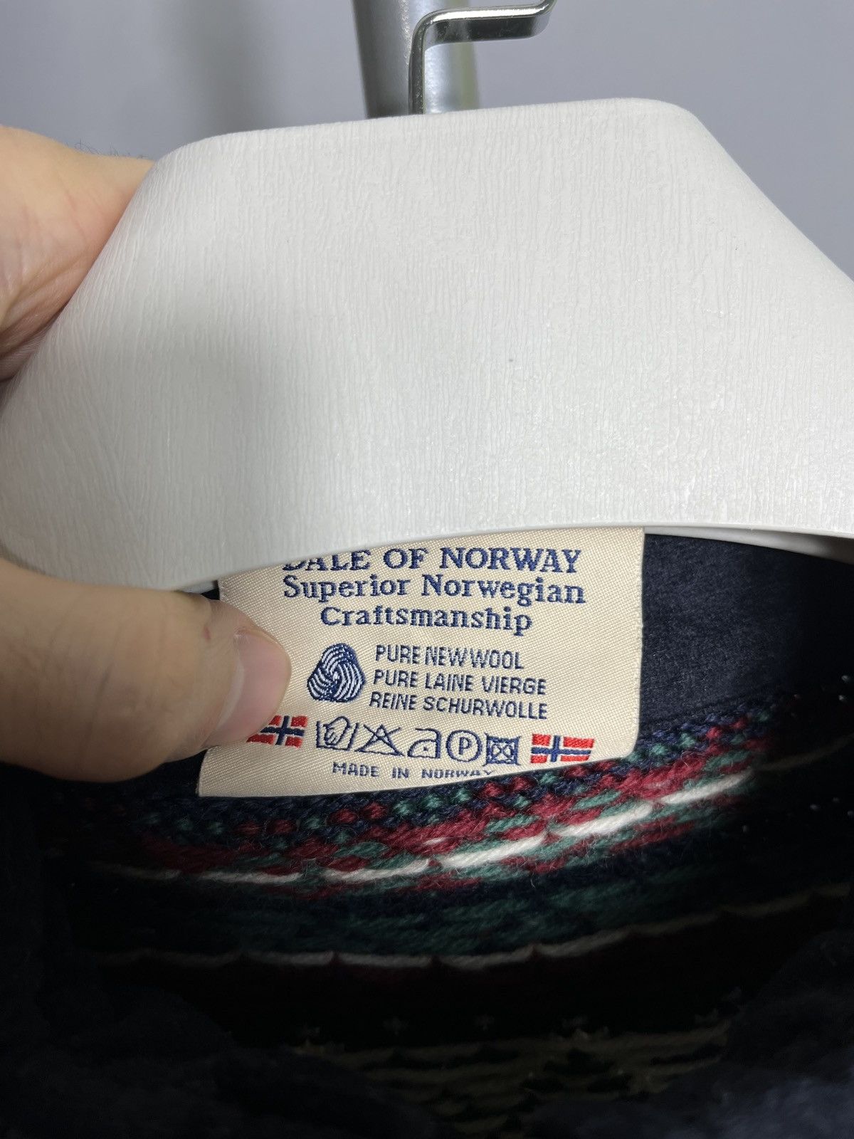 Dale Of Norway dale of norway salt lake 2002 olympic sweater wool full zip Size US M / EU 48-50 / 2 - 11 Thumbnail