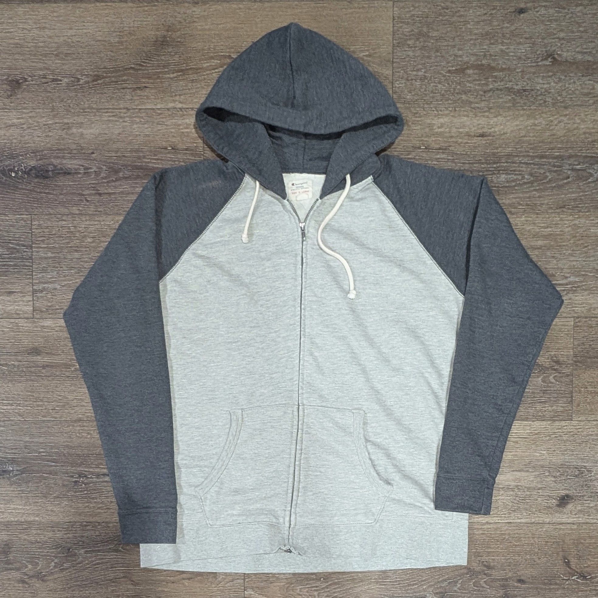 Champion Champion grey zip up raglan hoodie - SIZE XL Size US XL / EU 56 / 4 - 1 Thumbnail