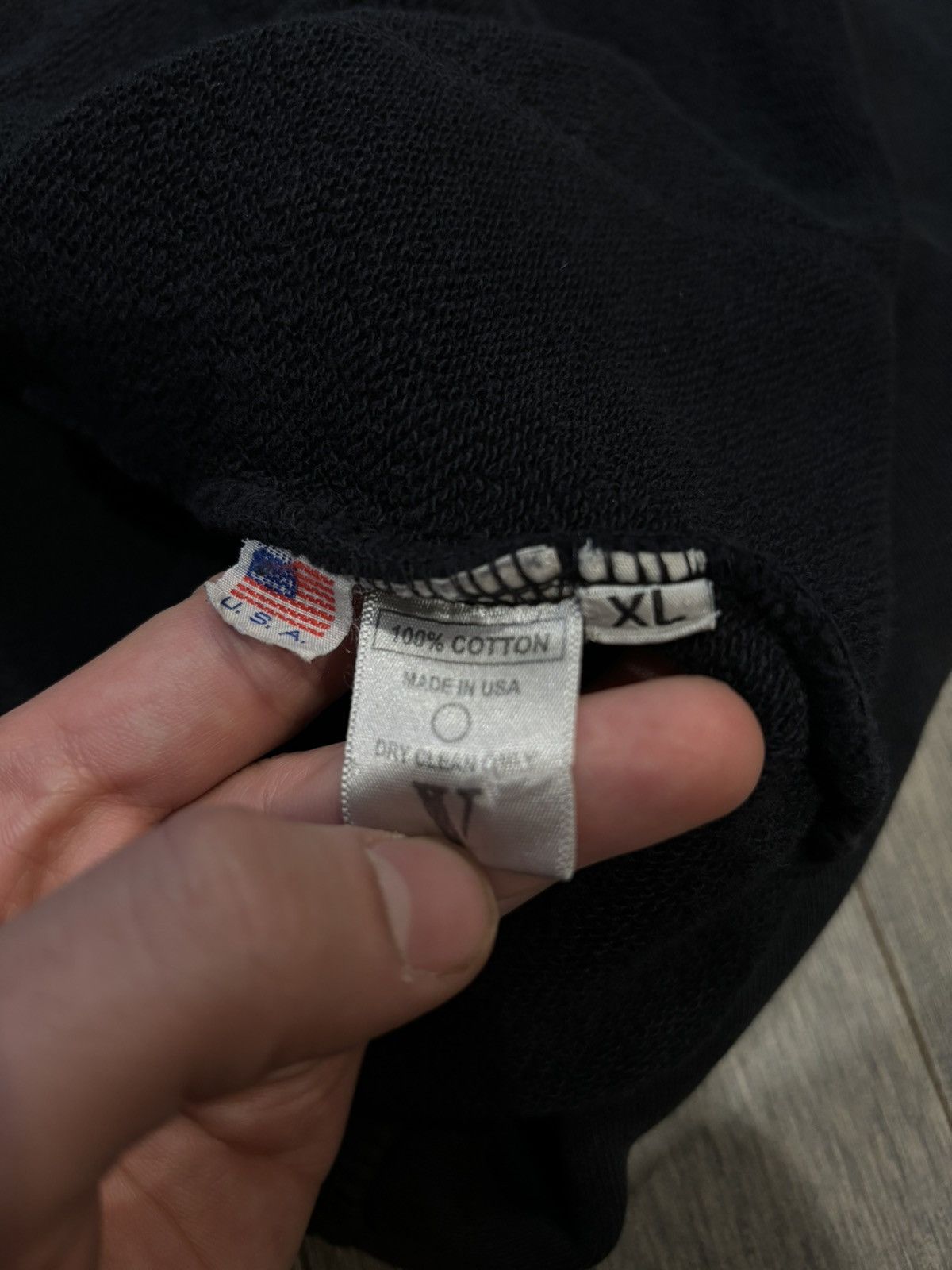 Vlone Vlone black yellow logo Hoodie XL X-LARGE Size US XL / EU 56 / 4 - 4 Thumbnail