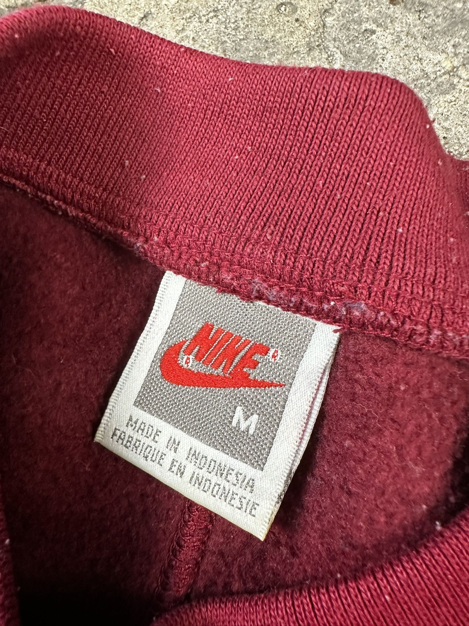 Nike 90s Nike Spellout Boxy Crewneck Size US M / EU 48-50 / 2 - 7 Thumbnail