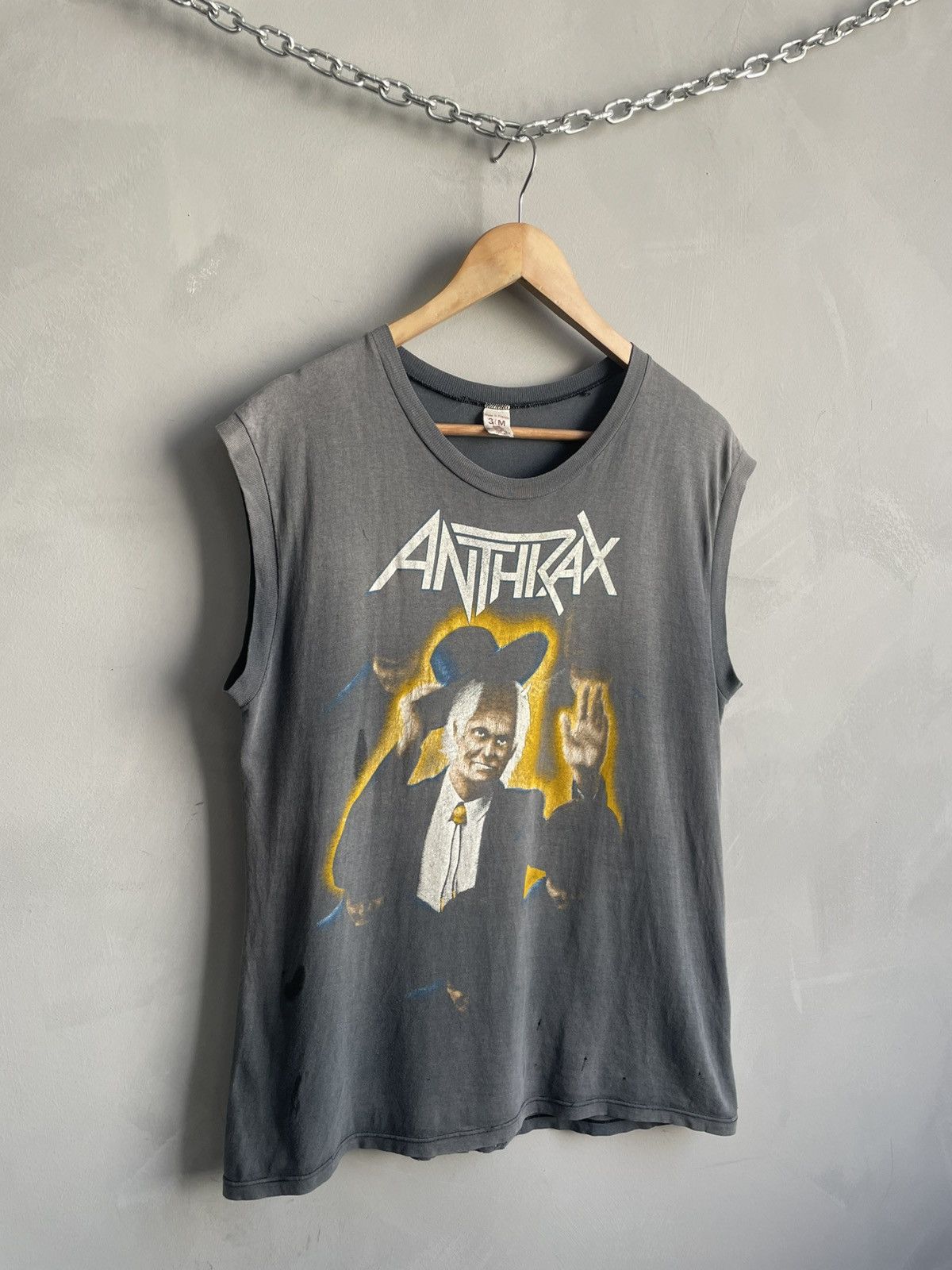 Band Tees 90s faded washed tank top Anthrax t shirt among the living Size US M / EU 48-50 / 2 - 2 Thumbnail