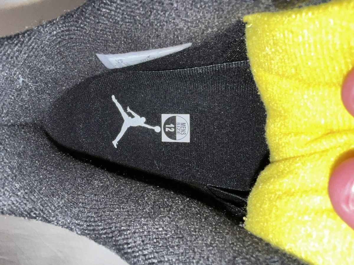 Jordan Brand Jordan 4 thunder Size US 12.5 / EU 45-46 - 13 Thumbnail