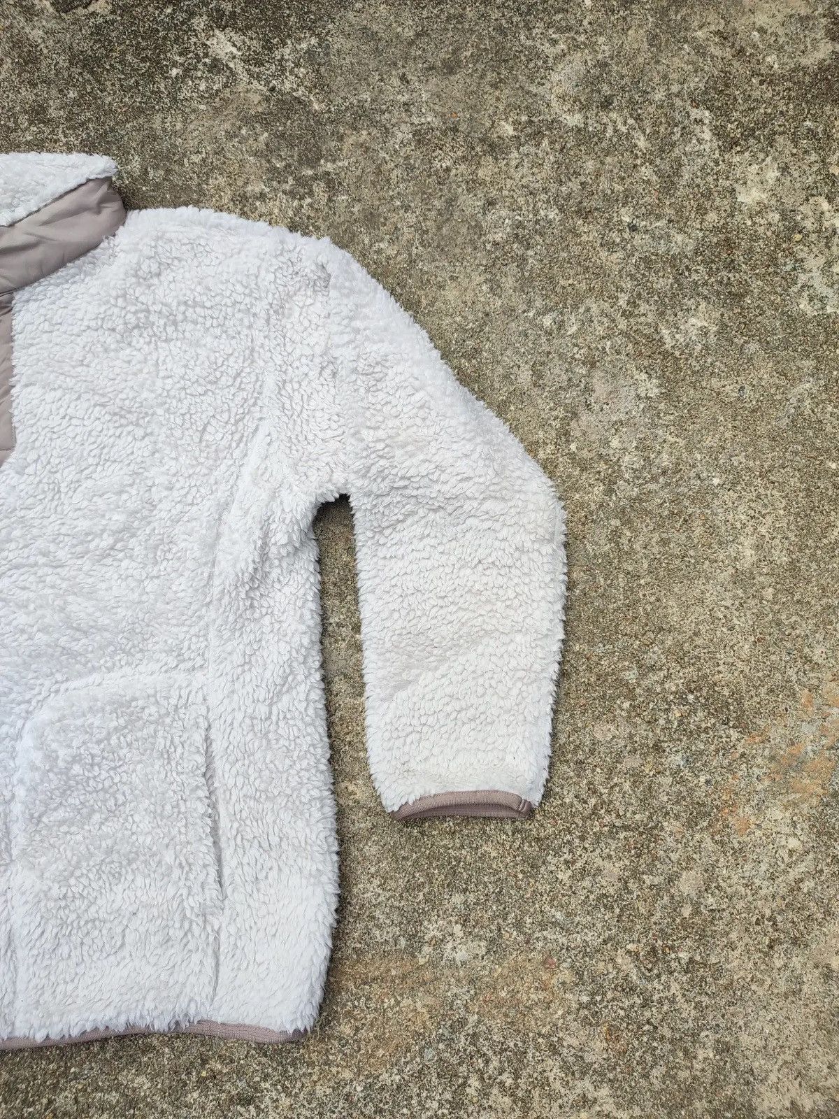 Uniqlo × White Mountaineering Uniqlo × White Mountaineering Fleece Pullover – White Size US S / EU 44-46 / 1 - 4 Thumbnail