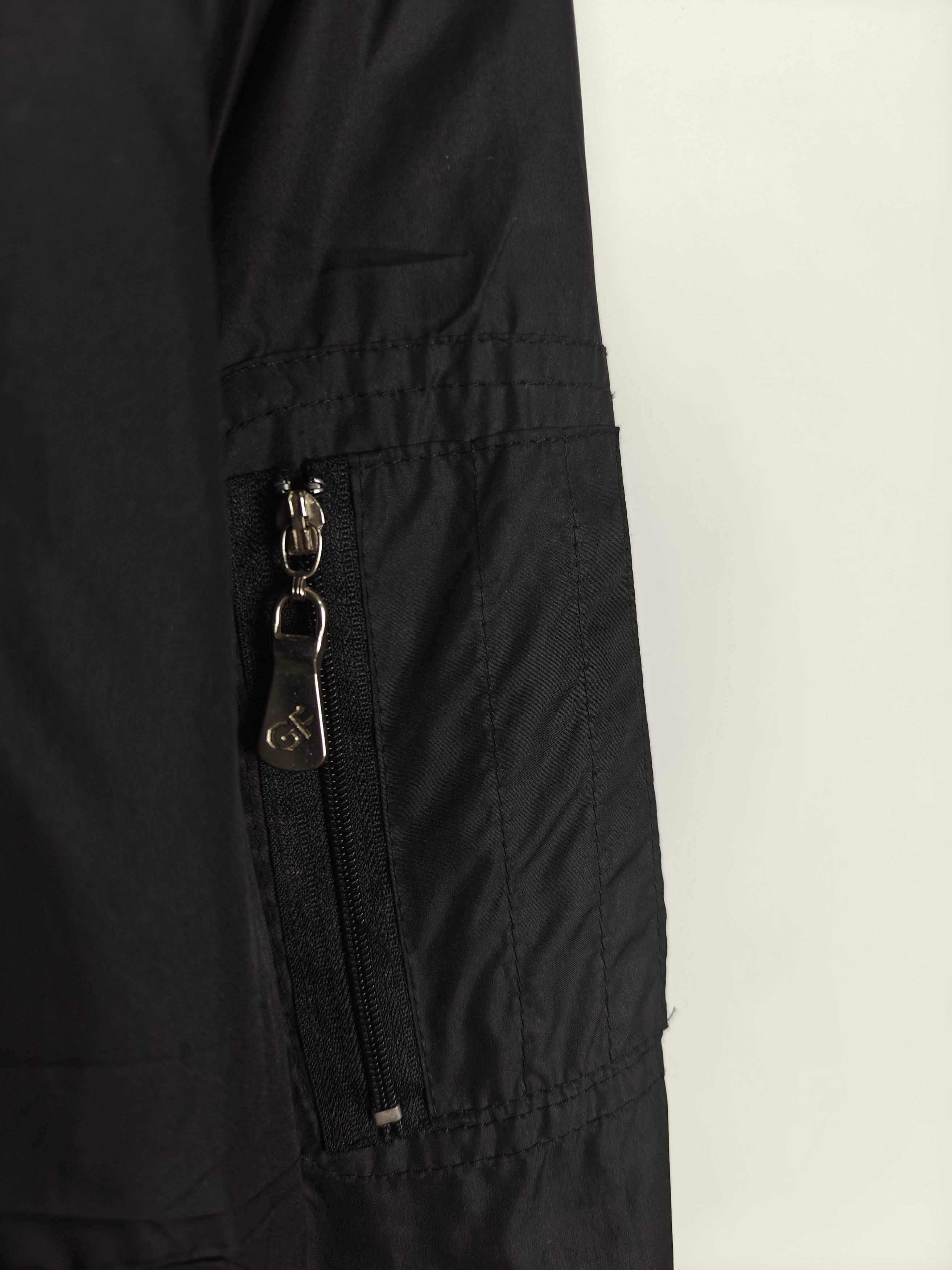 GF Ferre Gianfranco Ferre GF Jacket Zip Black Vtg size M Size US M / EU 48-50 / 2 - 5 Thumbnail