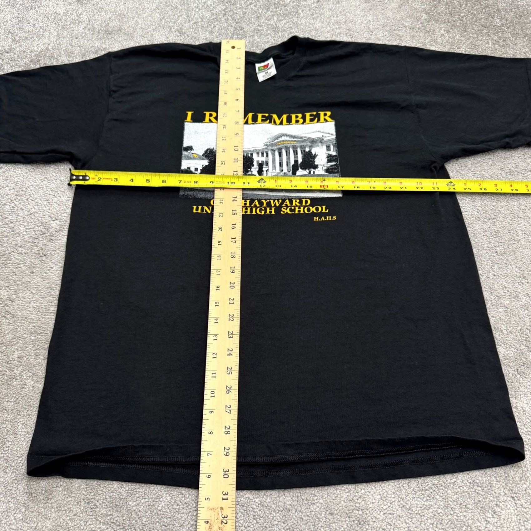 Fruit Of The Loom VINTAGE Fruit Of The Loom Graphic T-Shirt XL Black Hayward Union High School Tee Shirt Mens Regular Crew Neck Short Sleeve Size US XL / EU 56 / 4 - 7 Thumbnail
