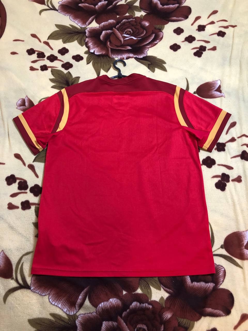 Under Armour WRU Wales National Rugby Under Armour Team Shirt Jersey Size US M / EU 48-50 / 2 - 9 Thumbnail