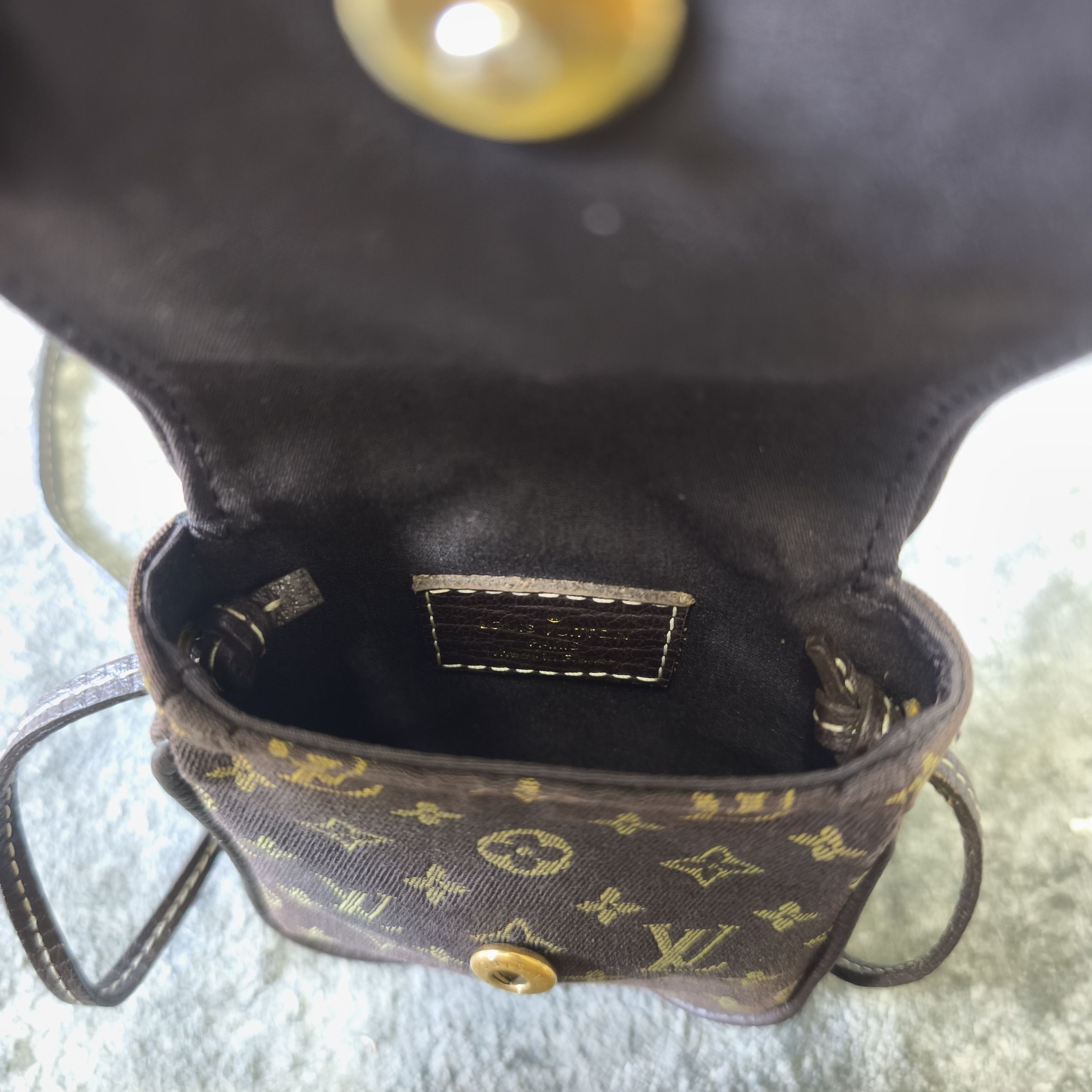 Louis Vuitton Louis Vuitton Mini Lin Pochette Cancun Bag Size ONE SIZE - 7 Thumbnail