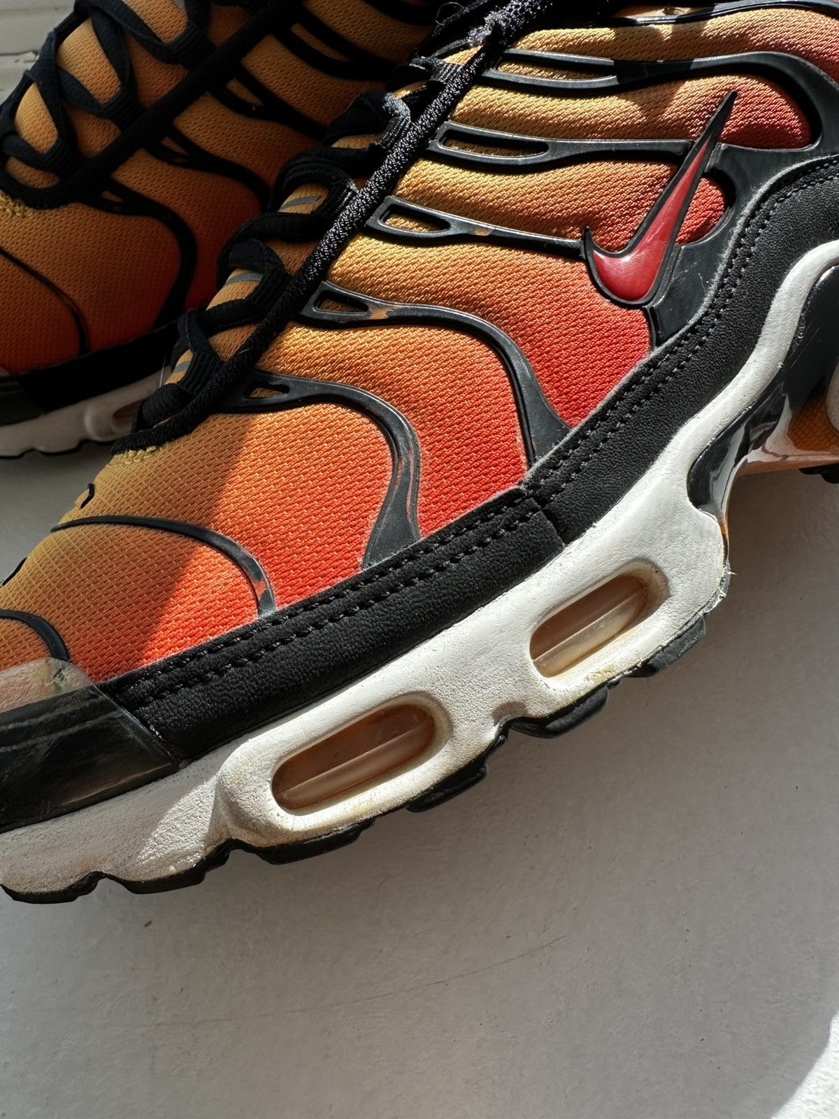 Nike Nike Air Max Plus ‘Sunset’ Size US 9.5 / EU 42-43 - 7 Thumbnail