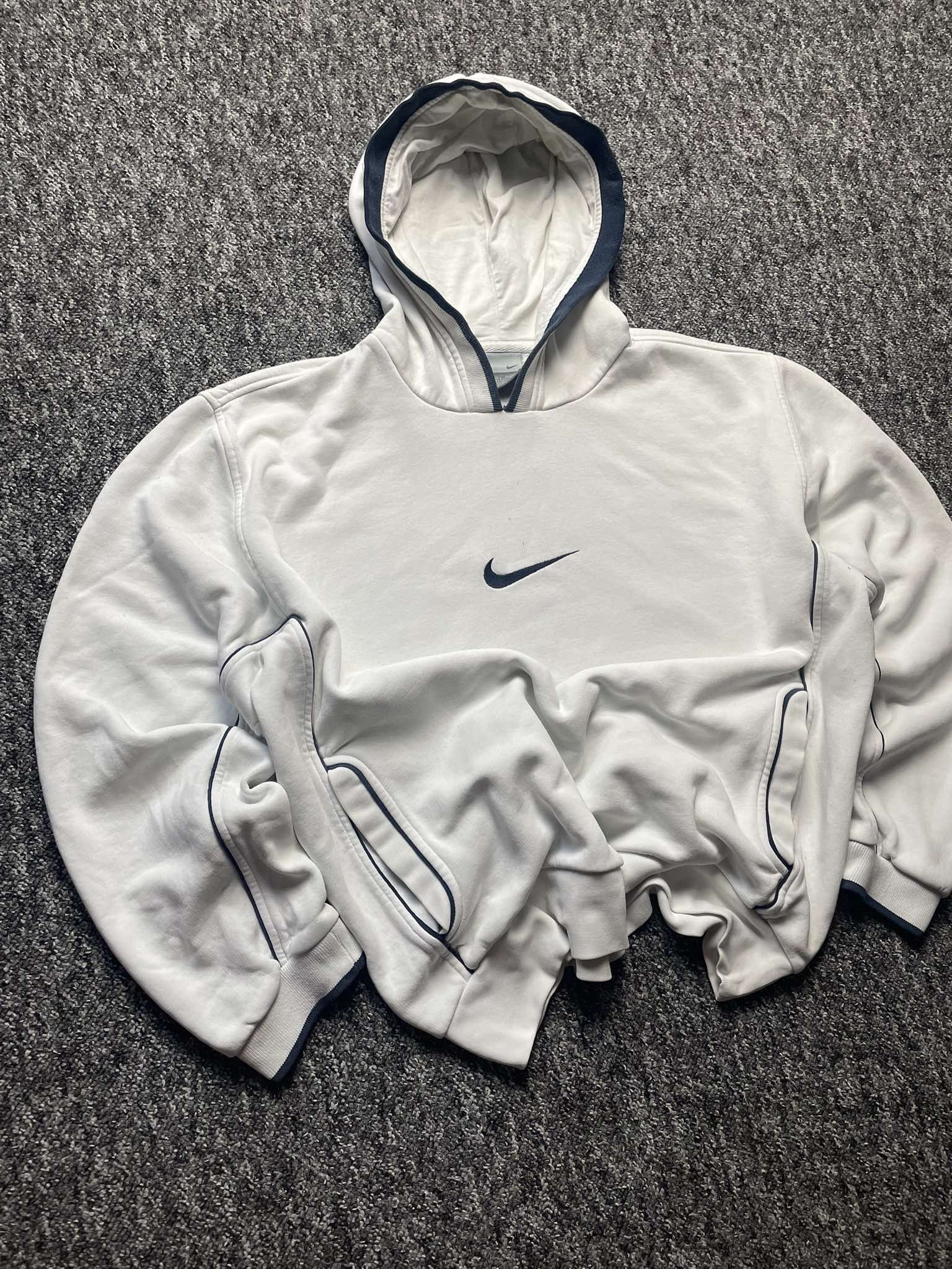 Nike × Vintage Vintage sweatshirt Hoodie Nike solo swoosh logo graphic boxy Size US L / EU 52-54 / 3 - 2 Thumbnail