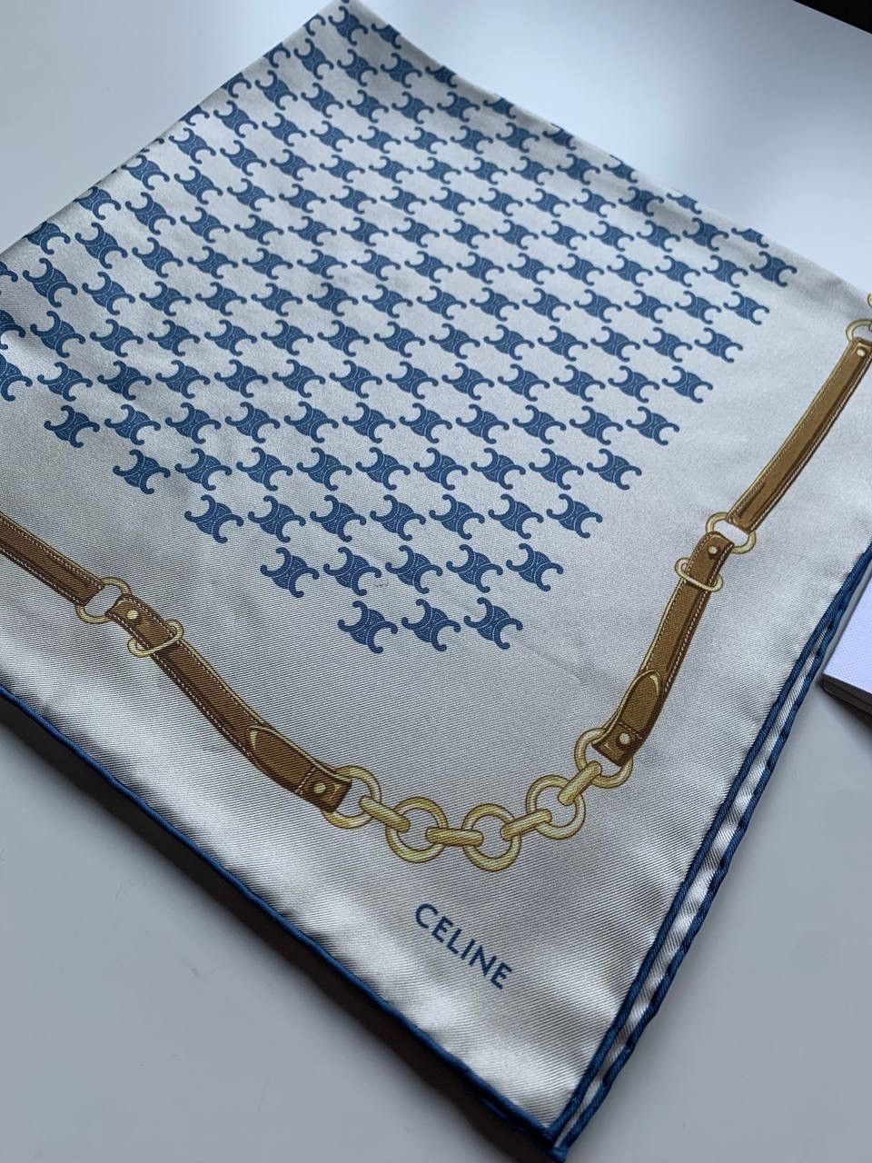 Celine CELINE BANDANA TRIOMPHE IN HERITAGE SILK TWILL NEW Size ONE SIZE - 2 Thumbnail