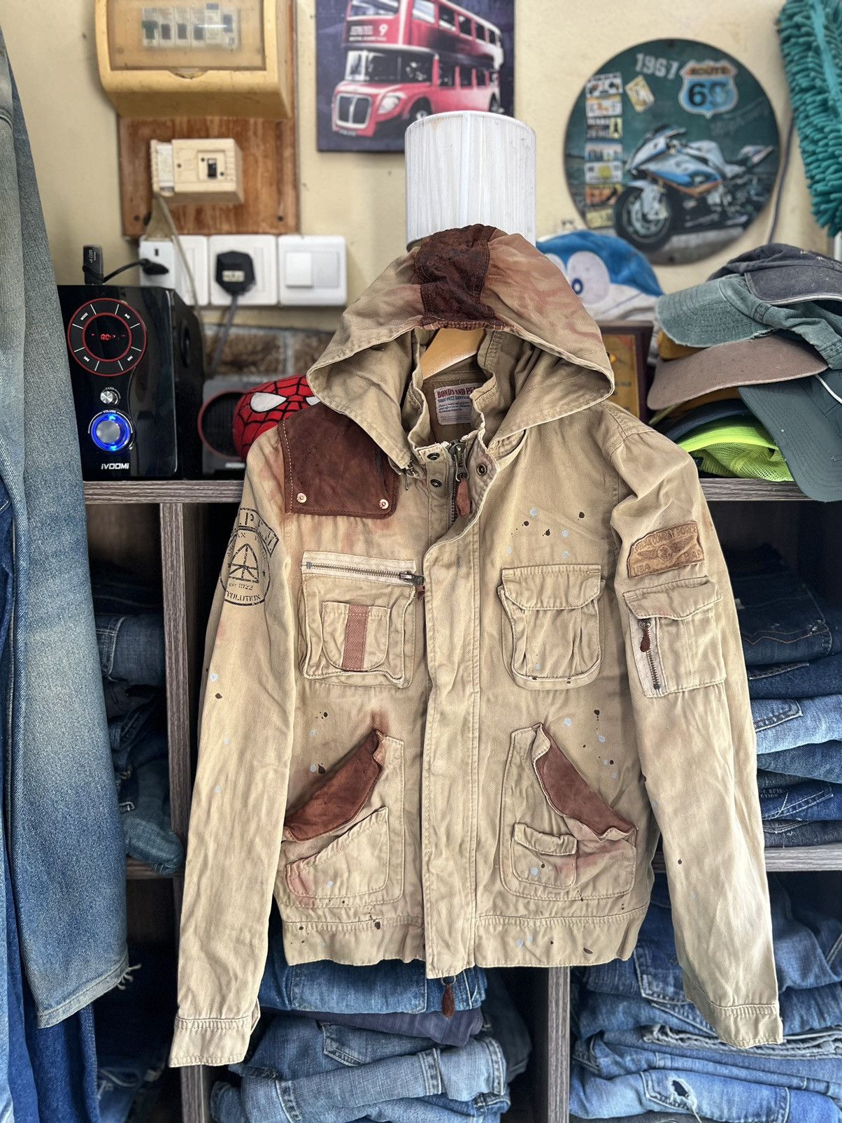 Japanese Brand 🔥Distressed Bonds and Peace Multipockets Jacket Size S / US 4 / IT 40 - 1 Thumbnail