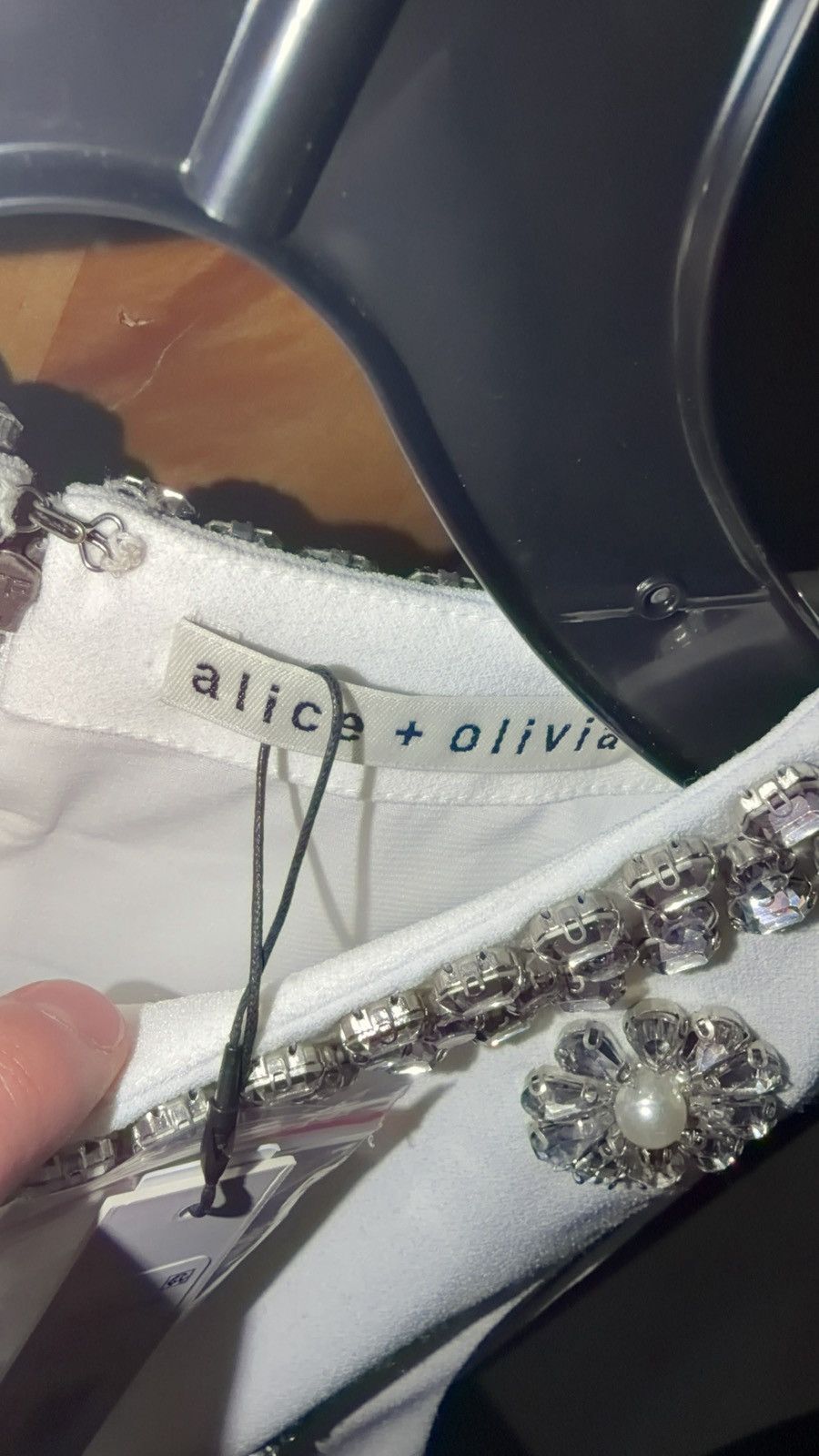 Alice + Olivia ALICE + OLIVIA Clyde Crystal Mini Dress Size XS / US 0-2 / IT 36-38 - 4 Thumbnail