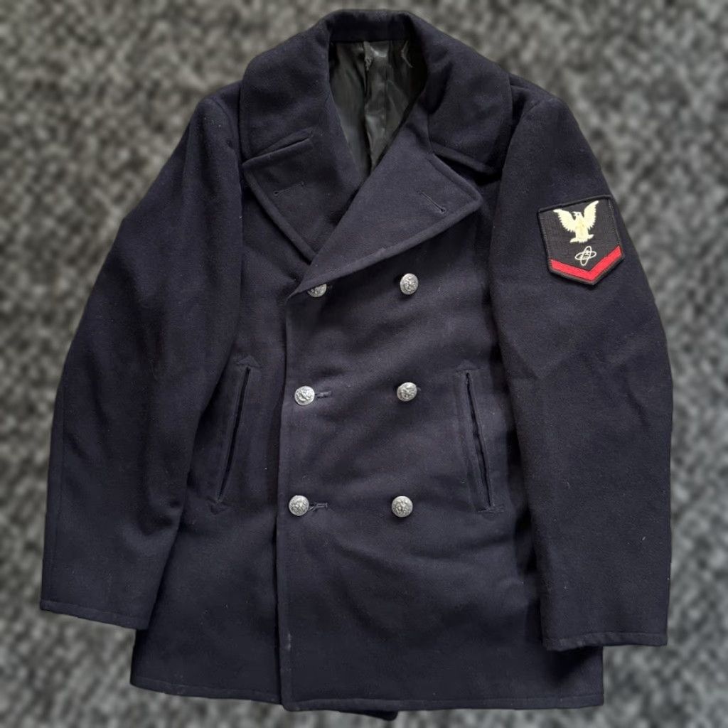 Doublet VINTAGE 1973 Pembroke US Navy Peacoat Coat Men 38R Blue Melton Wool Double Breasted US Navy Theme Military Chest Pockets Lined - Mens Size US XXS / EU 40 - 1 Thumbnail