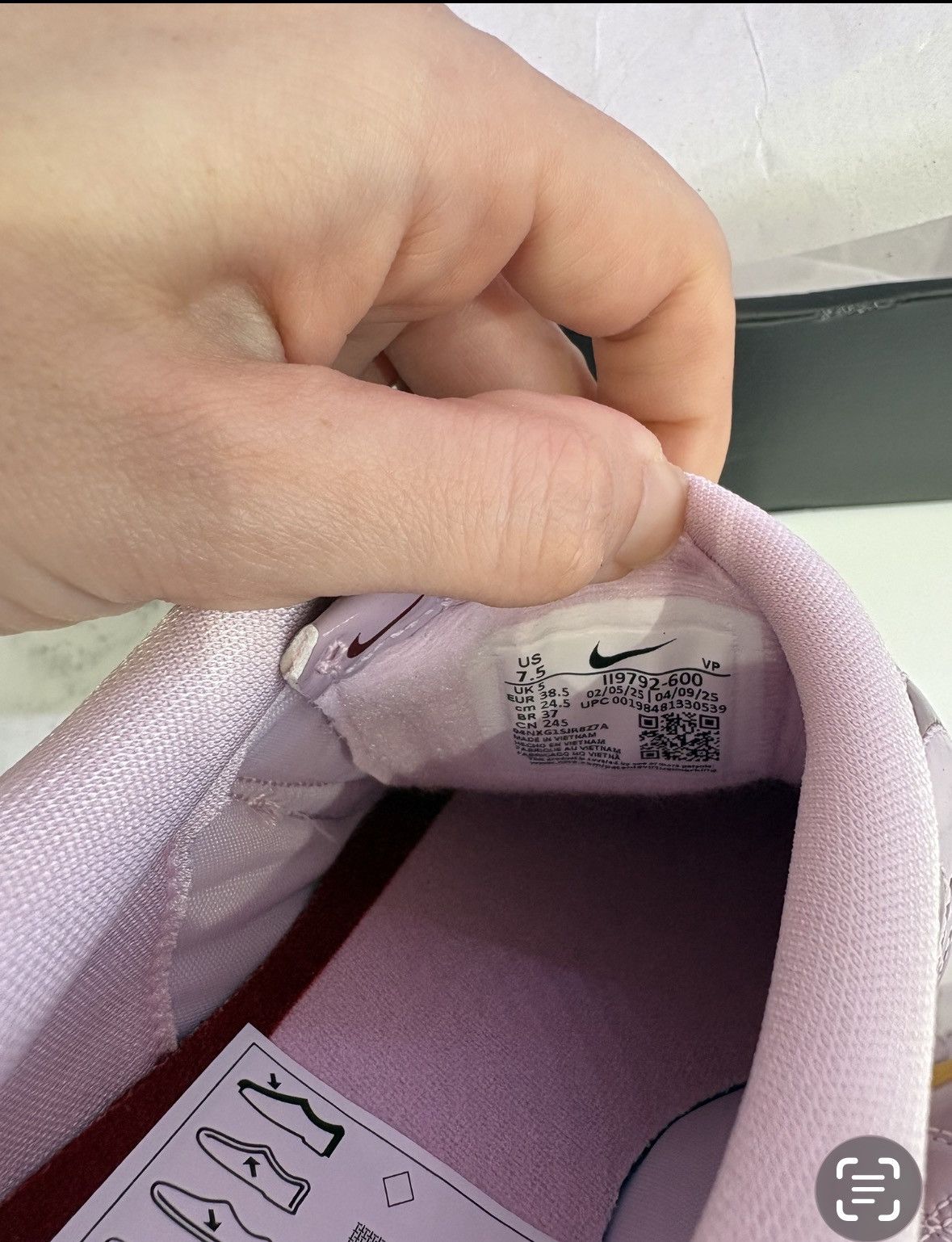 Nike Nike Total 90 III Low Pink Foam SP T90 BNIB UK 5 Size US 6 / EU 39 - 8 Thumbnail