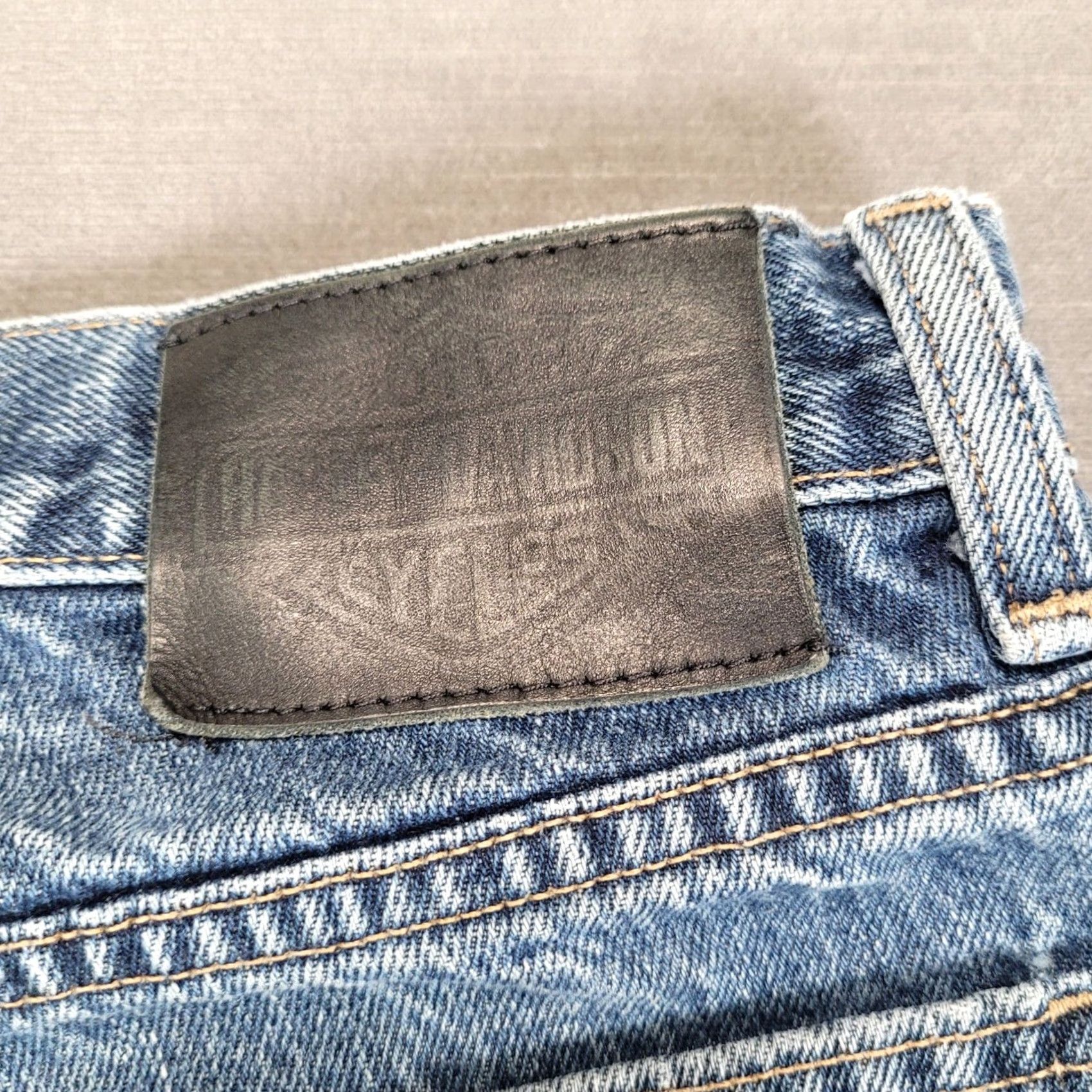 Harley Davidson VINTAGE Harley-Davidson Jeans Mens Bootcut Denim 32x29 Blue Leather Belt Loops Mens Jeans Distressed Authentic MotorClothes 90s Size US 32 / EU 48 - 5 Thumbnail