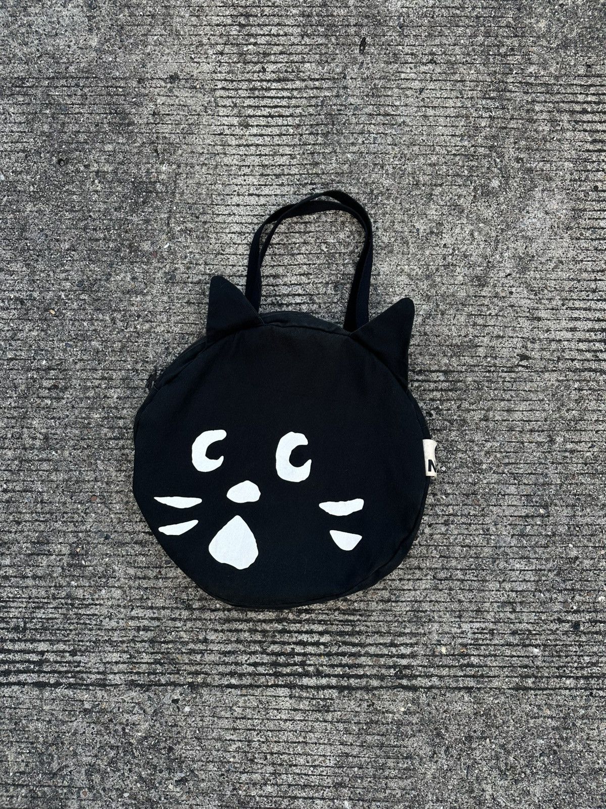 Ne-Net Ne-Net Issey Miyake Cat Head Shoulder Bag Size ONE SIZE - 1 Thumbnail