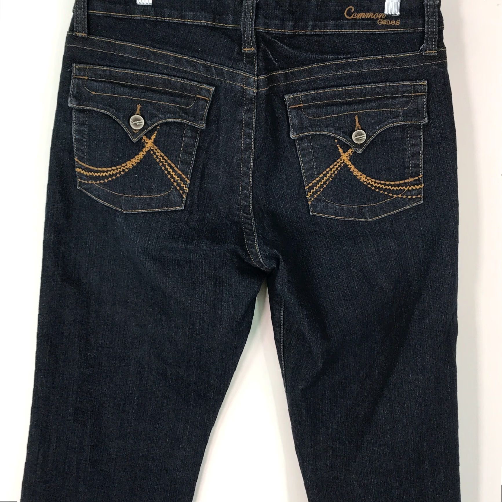 Denime Common Genes Jeans Womens Capri Bermuda Blue Denim Size 8 Regular blue Capri Jeans 8 Womens Size 30" / US 8 / IT 44 - 4 Thumbnail