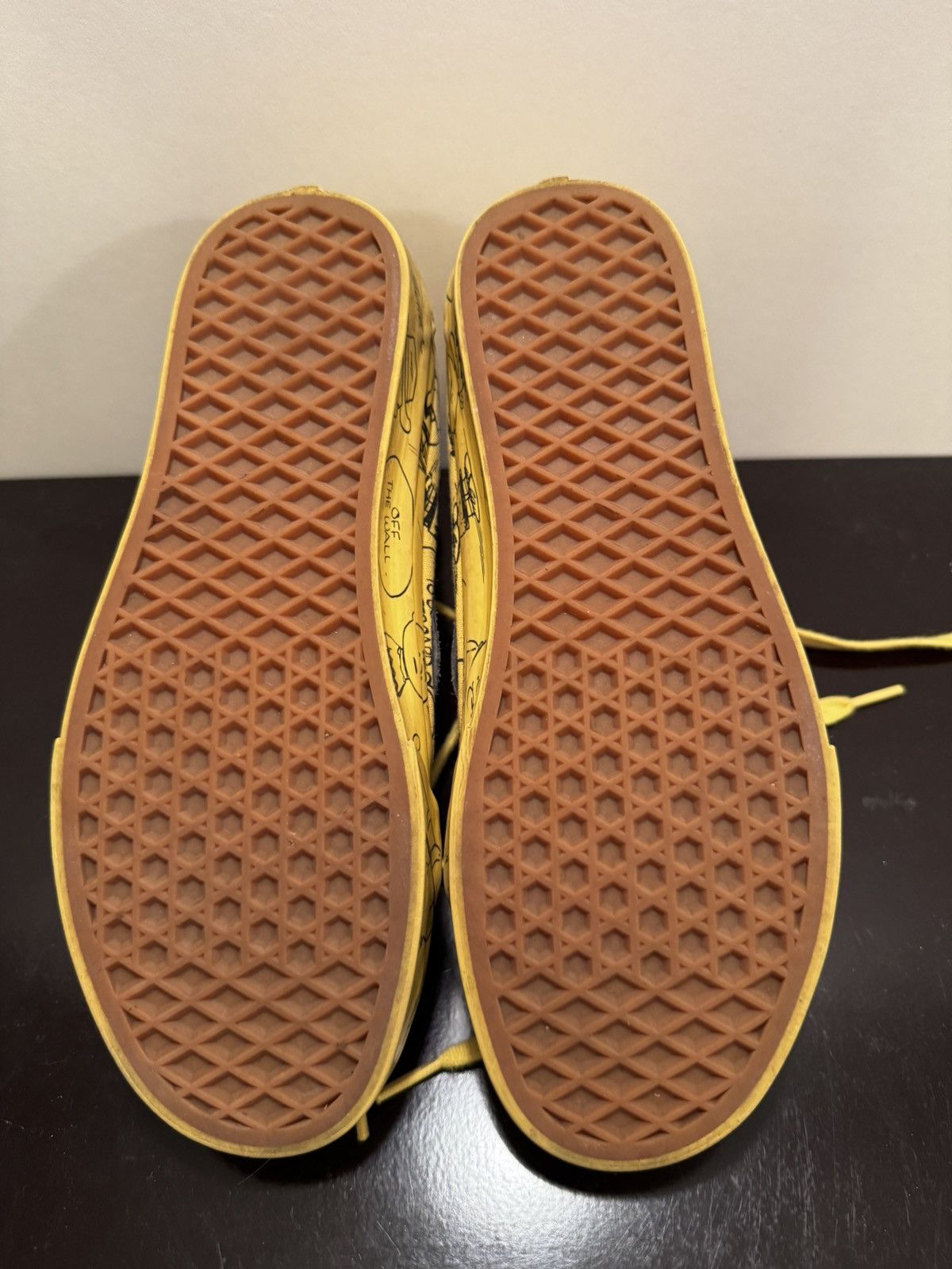 Peanuts × Vans Vans x Peanuts Sk8-Hi ‘Charlie Brown Maize’ Size US 7 / EU 40 - 10 Thumbnail