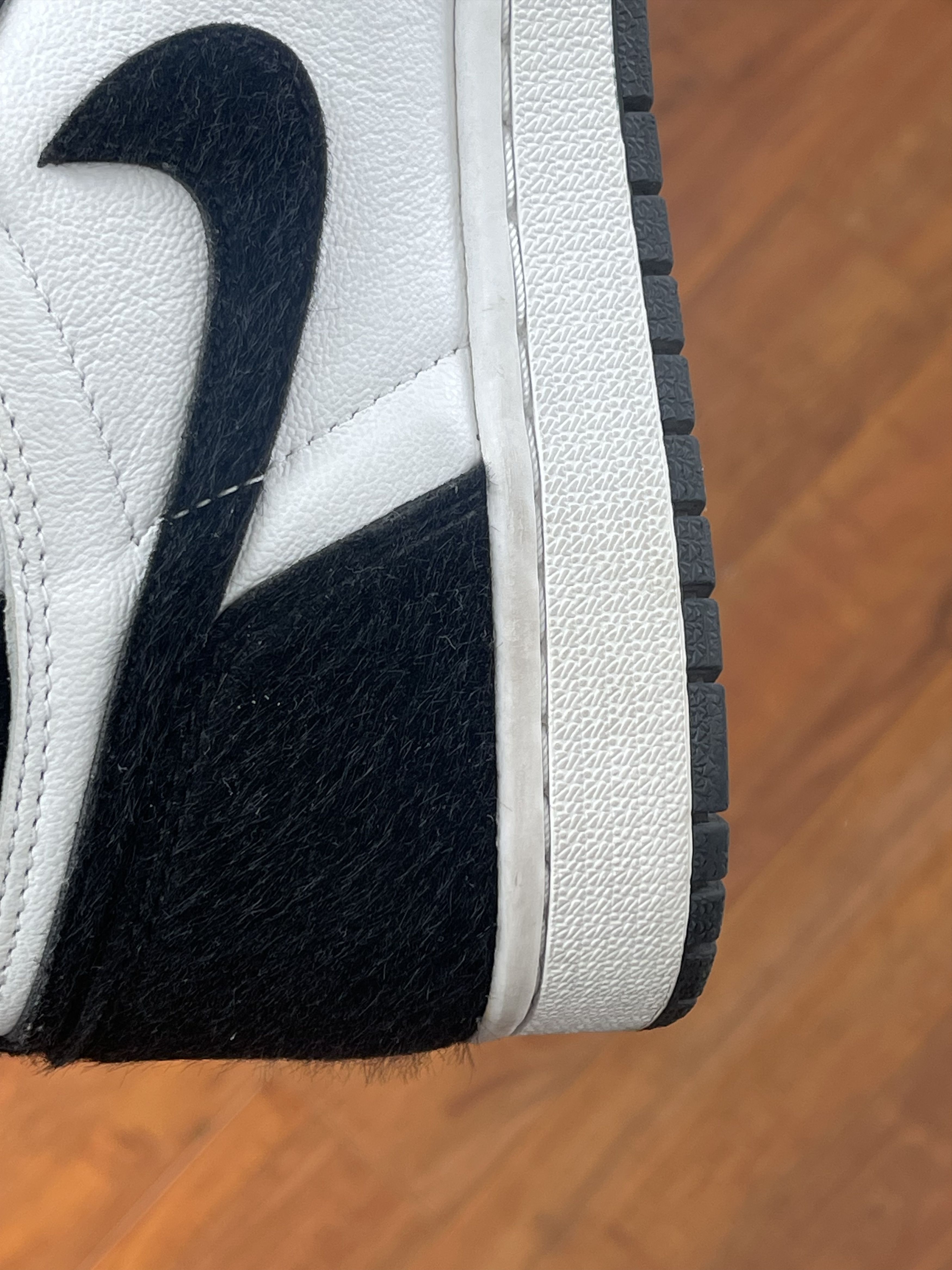Jordan Brand Air Jordan 1 Retro High OG Twist 2.0/ Panda Size US 9 / IT 39 - 6 Thumbnail