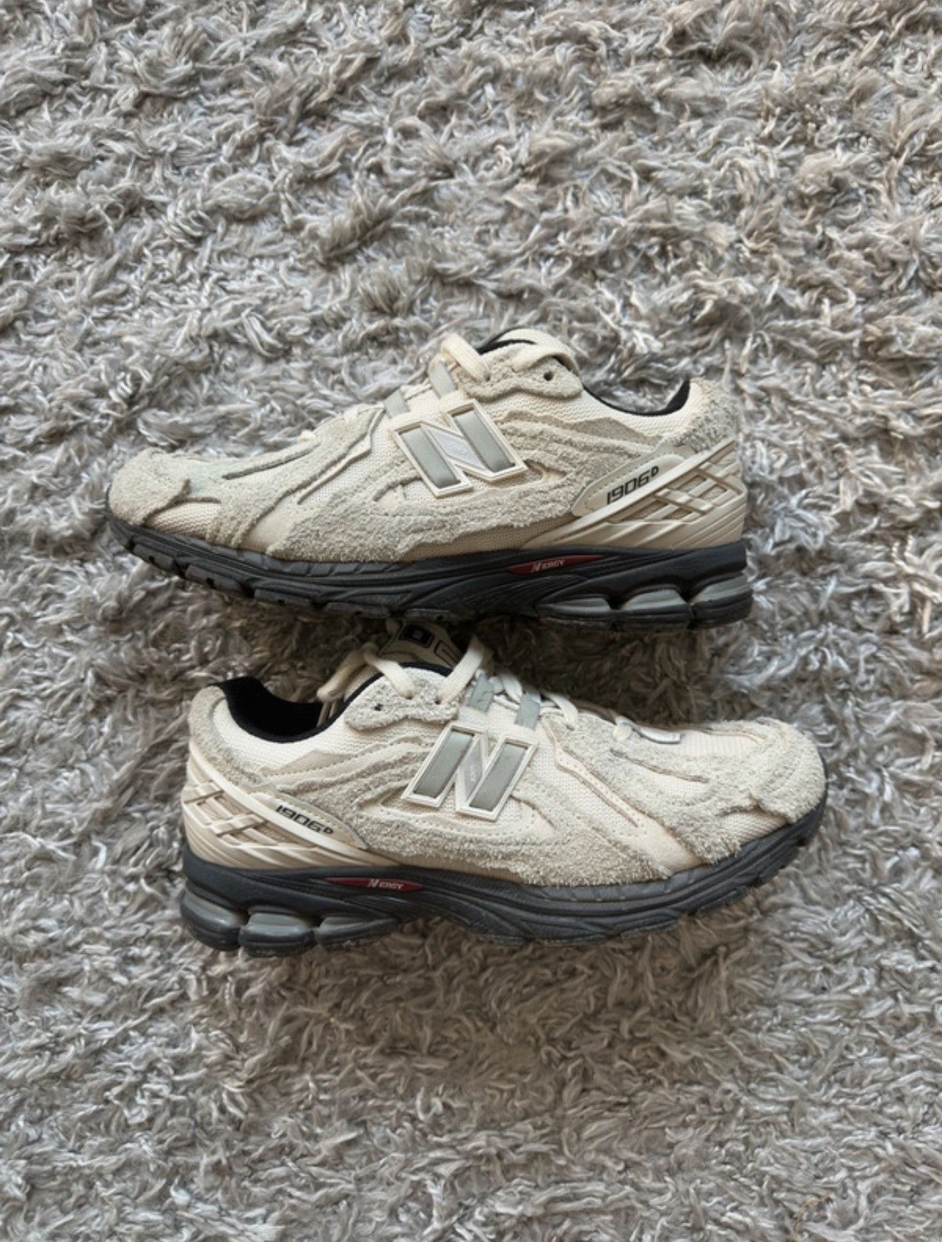 New Balance New Balance 1906d Protection Pack Turtledove Size US 9.5 / EU 42-43 - 1 Thumbnail