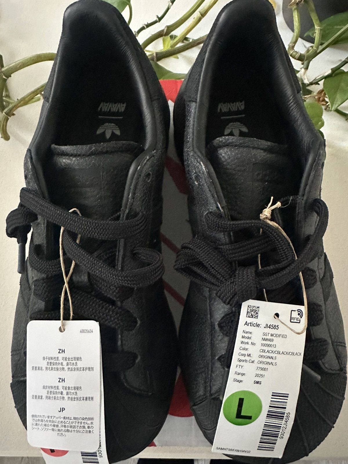 Adidas AVAVAV X WMNS MODIFIED SUPERSTAR 'TRIPLE BLACK' Size US 7.5 / IT 37.5 - 6 Thumbnail
