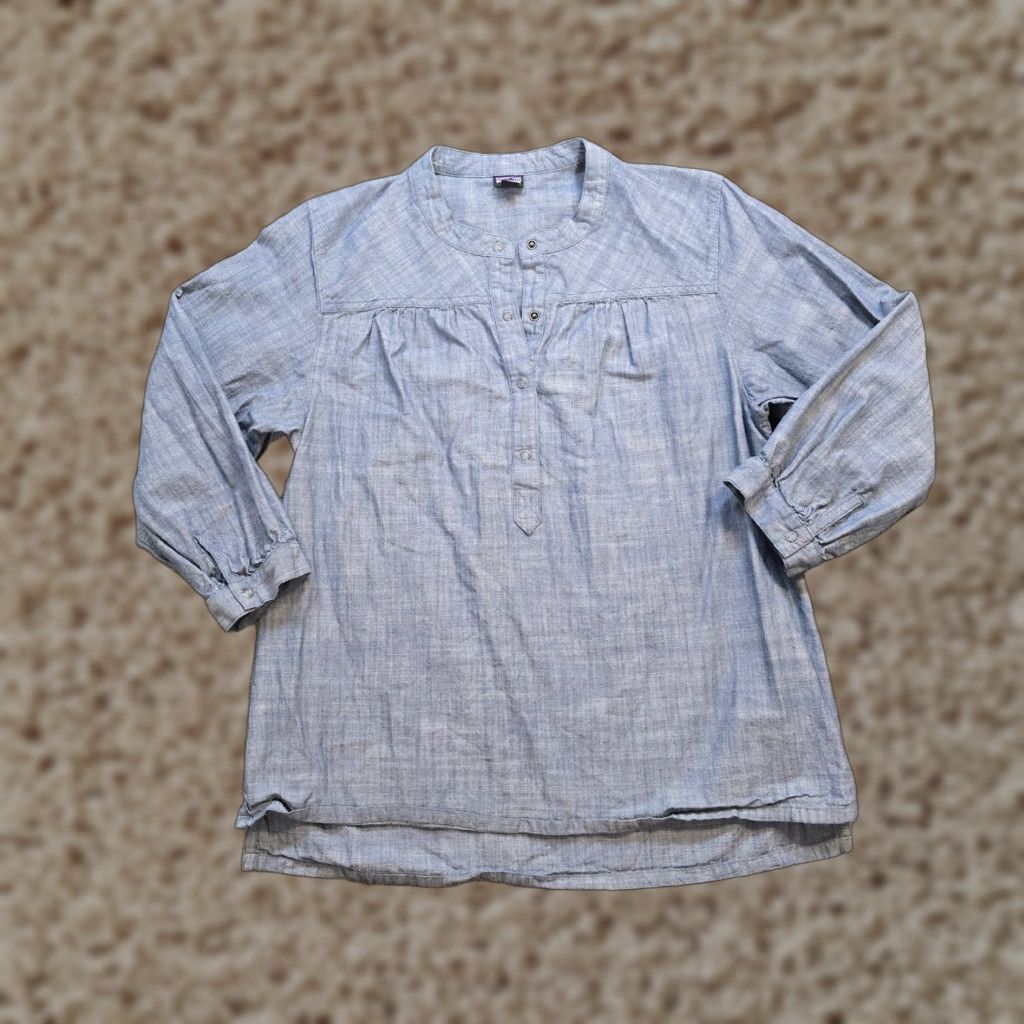 Patagonia Patagonia Shirt Womens Size 6 Blue Chambray Denim Snap Button Casual Outdoors Size M / US 6-8 / IT 42-44 - 1 Thumbnail
