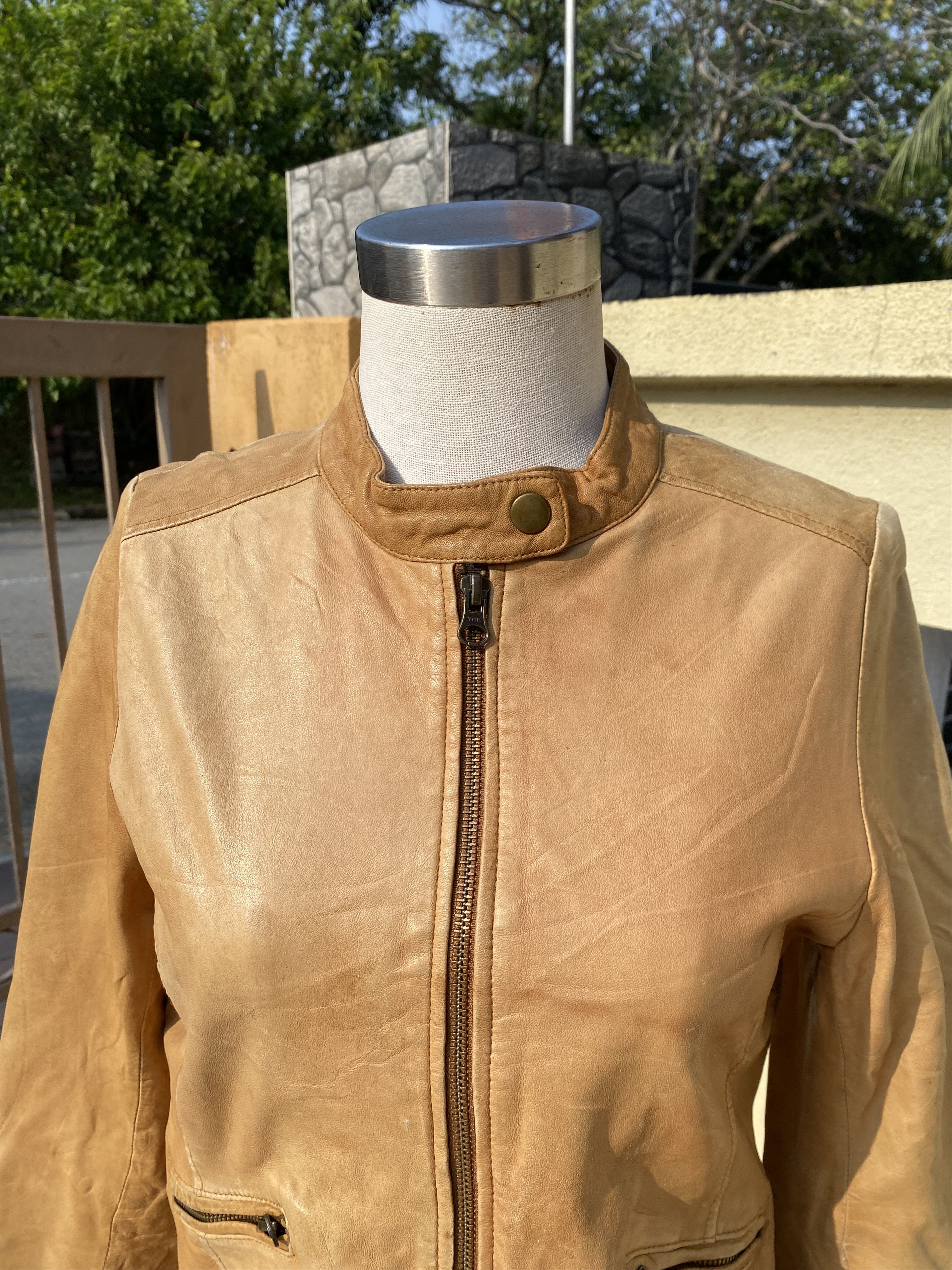 Japanese Brand faded leather jacket Size M / US 6-8 / IT 42-44 - 2 Thumbnail