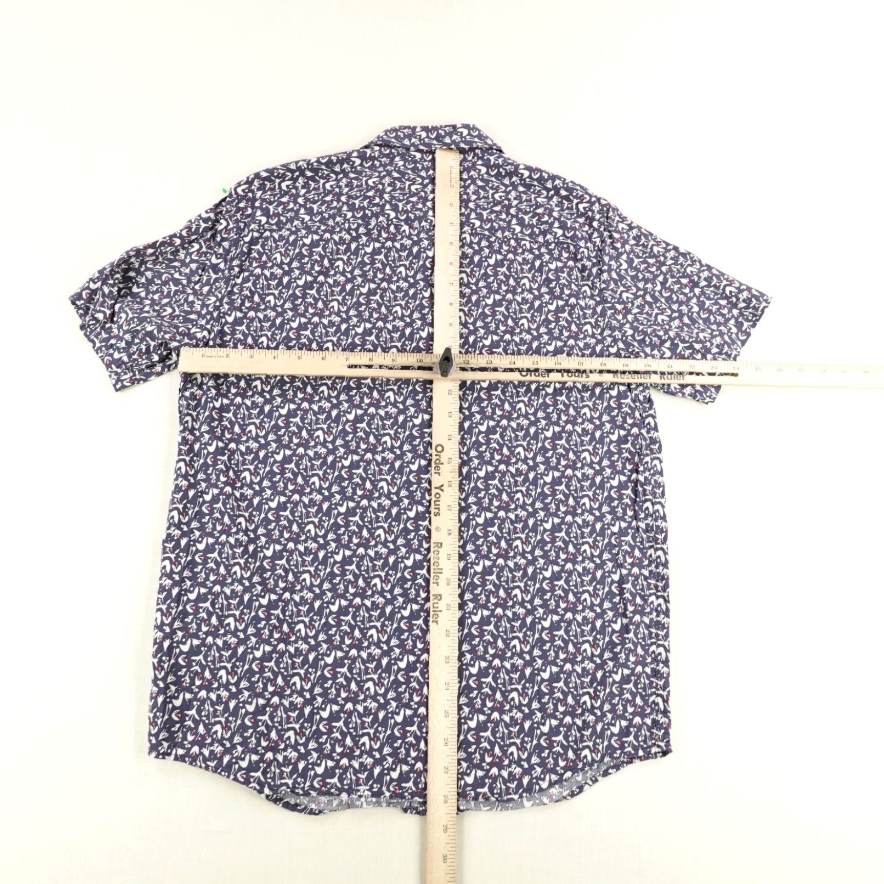 RVCA VINTAGE RVCA Shirt Men Medium Blue White Floral Hawaiian Button Up Casual Surf Beach 90s Size US M / EU 48-50 / 2 - 6 Thumbnail