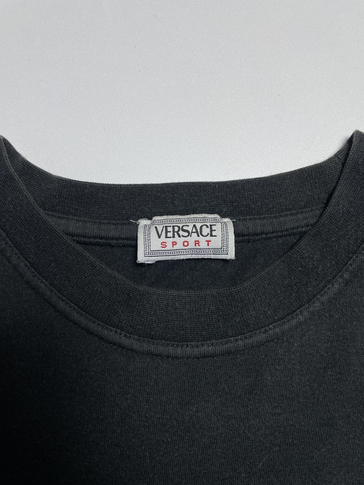Versace Vintage Versace Sport Tshirt Size US L / EU 52-54 / 3 - 6 Thumbnail
