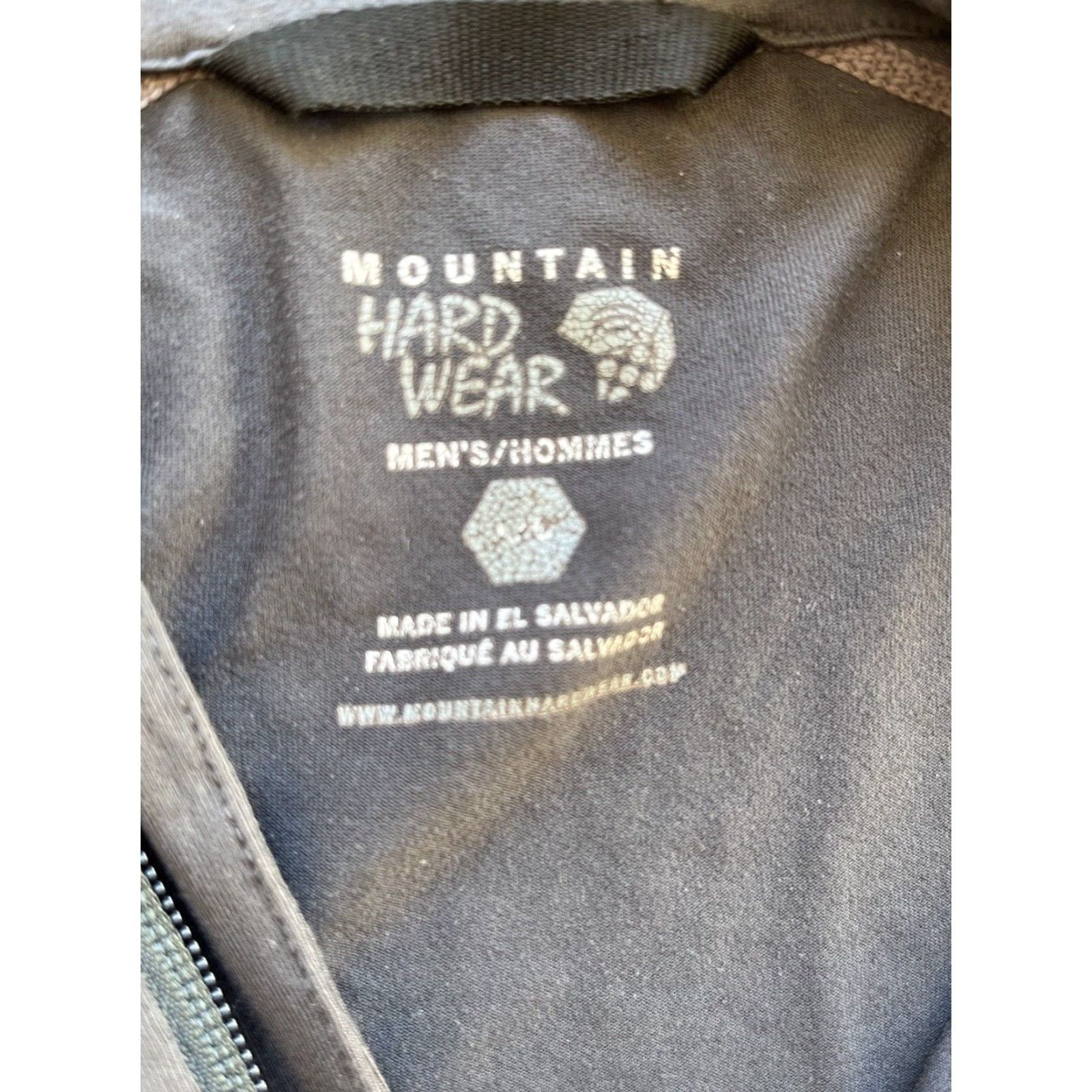 Mountain Hardwear VINTAGE Mountain Hardwear Shirt Pullover Black LS XL Outdoor Hike Light Breathable Easy Care Logo 80s 90s USA Mens Size US XL / EU 56 / 4 - 3 Thumbnail