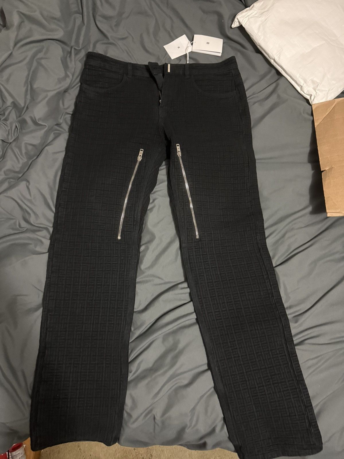 Givenchy Givenchy 4G Embossed Straight leg denim black Size US 32 / EU 48 - 6 Thumbnail