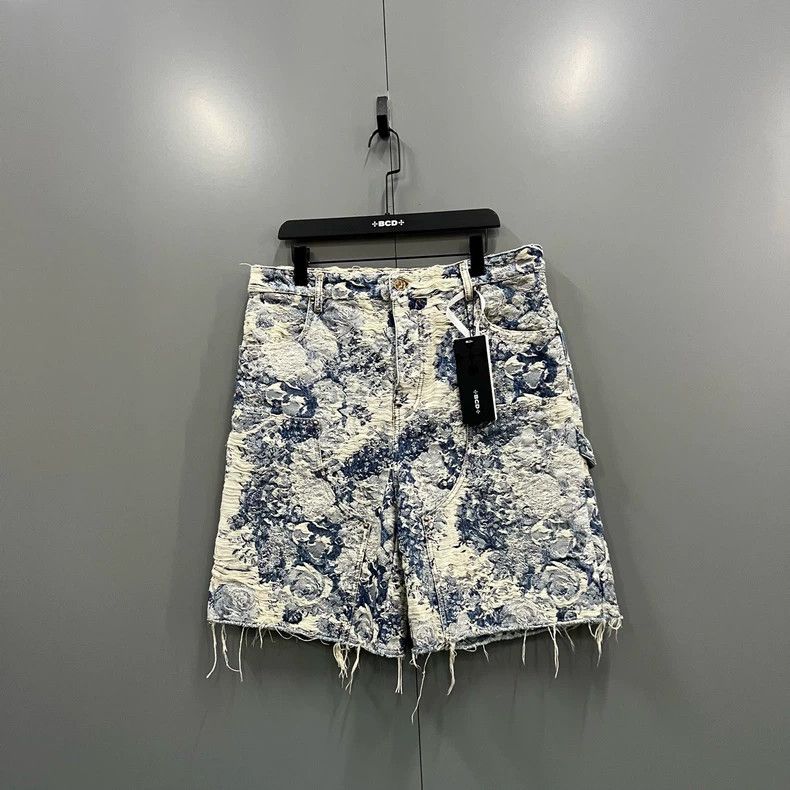 Louis Vuitton Embroidered shorts with mixed color pattern s