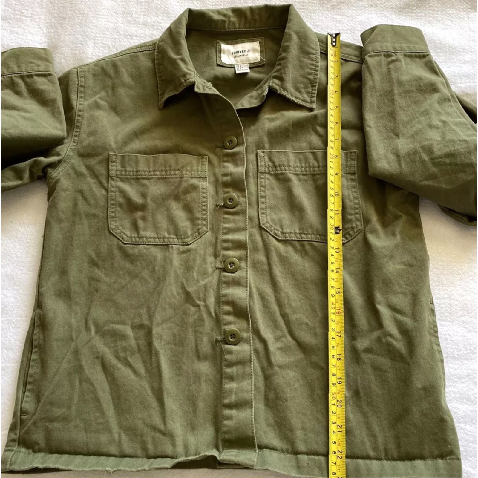 Forever 21 FOREVER 21 Button Shirt Over Shirt Women’s Size S Green Cotton Denim Solid Button Casual Jacket Women Regular Short Length Fall Winter Spring Size S / US 4 / IT 40 - 5 Thumbnail