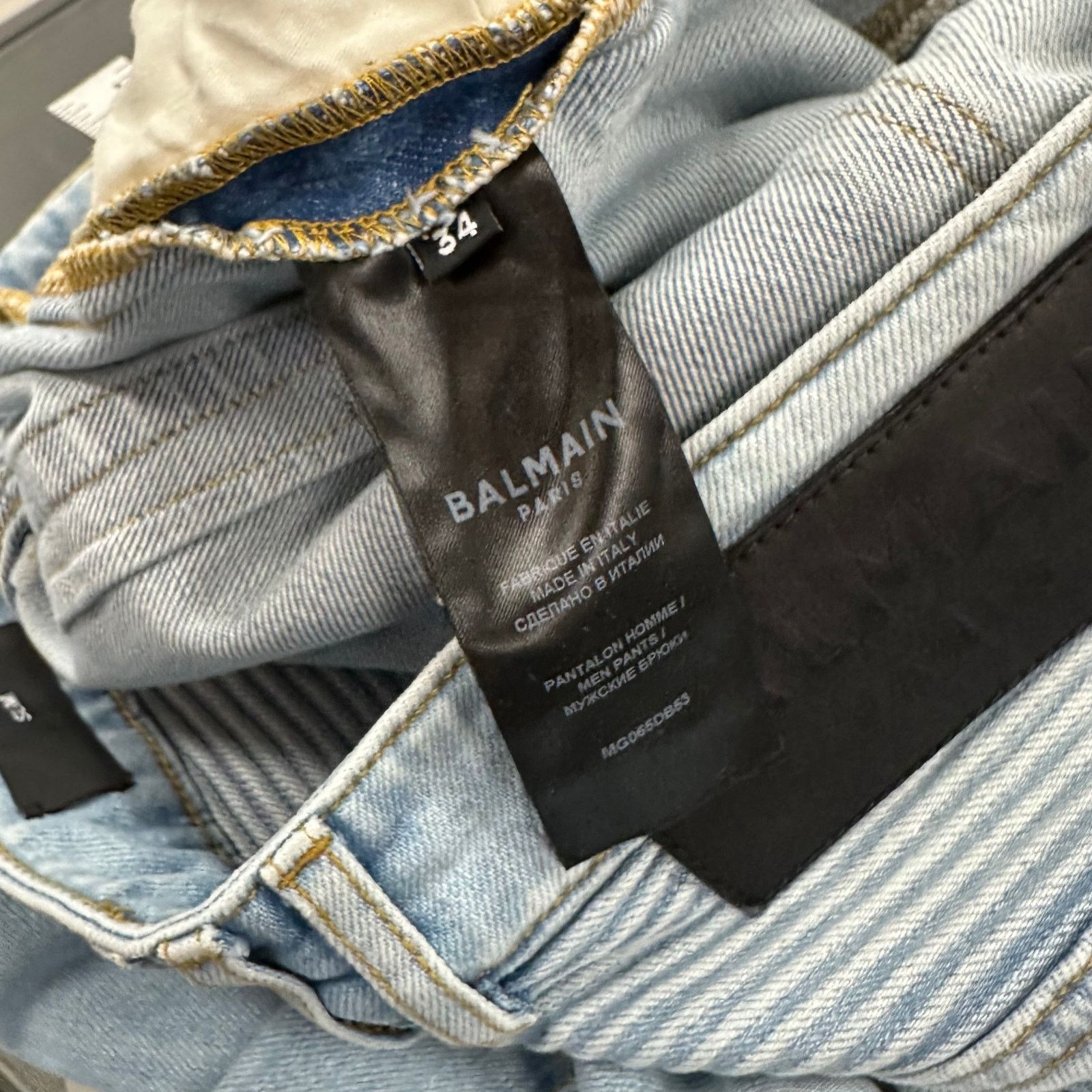 Balmain Balmain Ribbed Slim Multi-Cuts Jeans Bleu Jean Clair size 34 Size US 34 / EU 50 - 11 Thumbnail