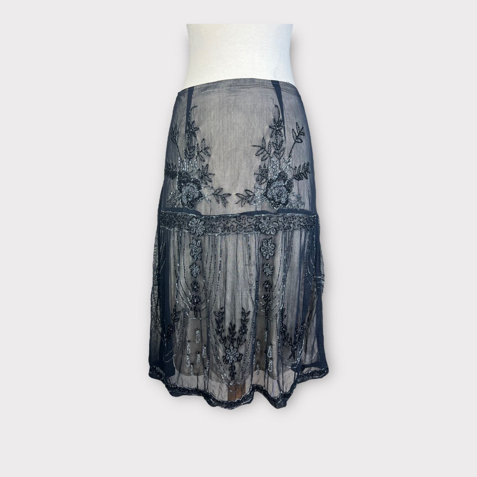 Vintage Heart Moon Star | Vintage Y2K Beaded Black/Gold Skirt | 2 Size 26" / US 2 / IT 38 - 1 Thumbnail